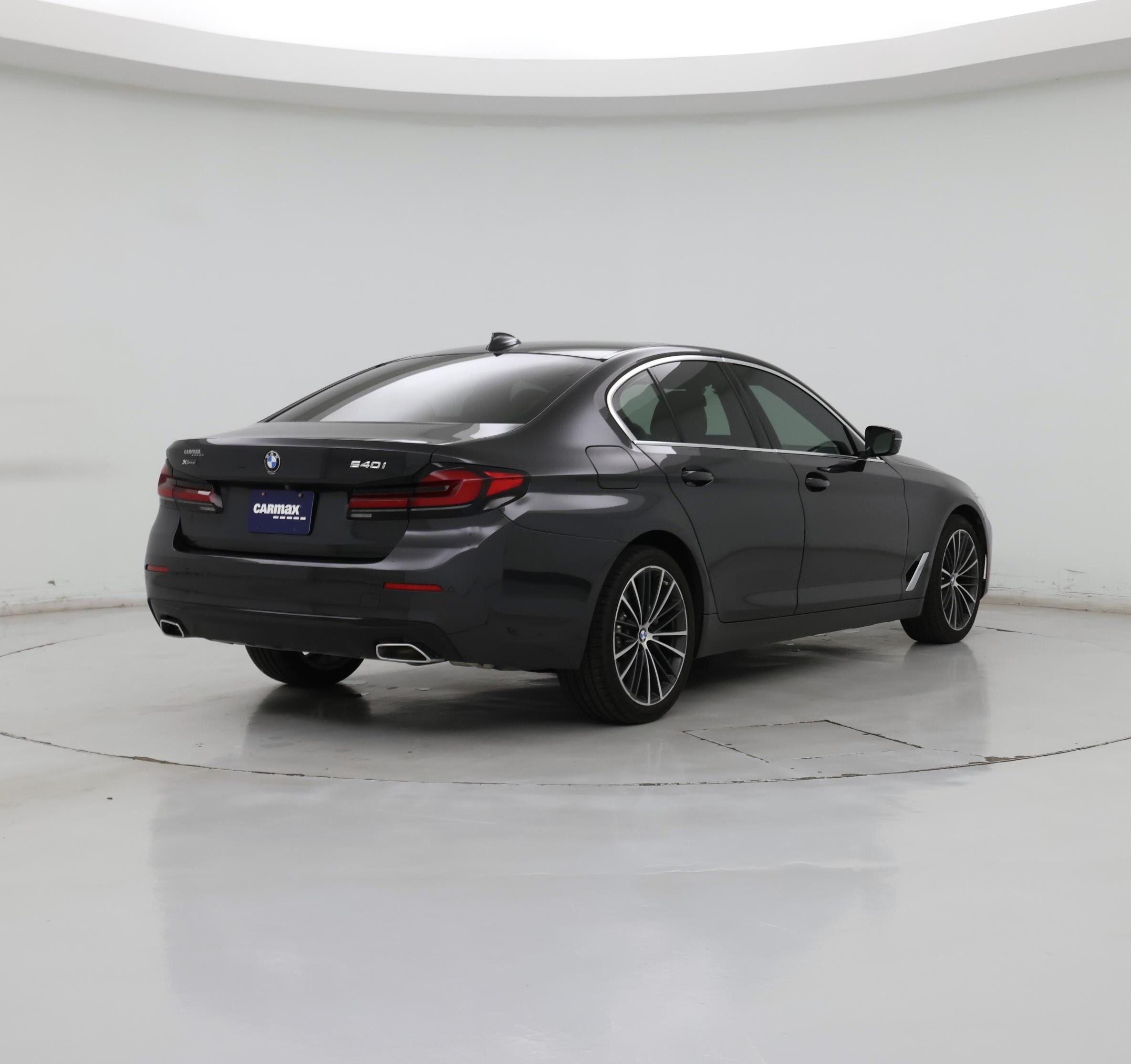 Thumbnail: 2022 BMW 5 Series - 8