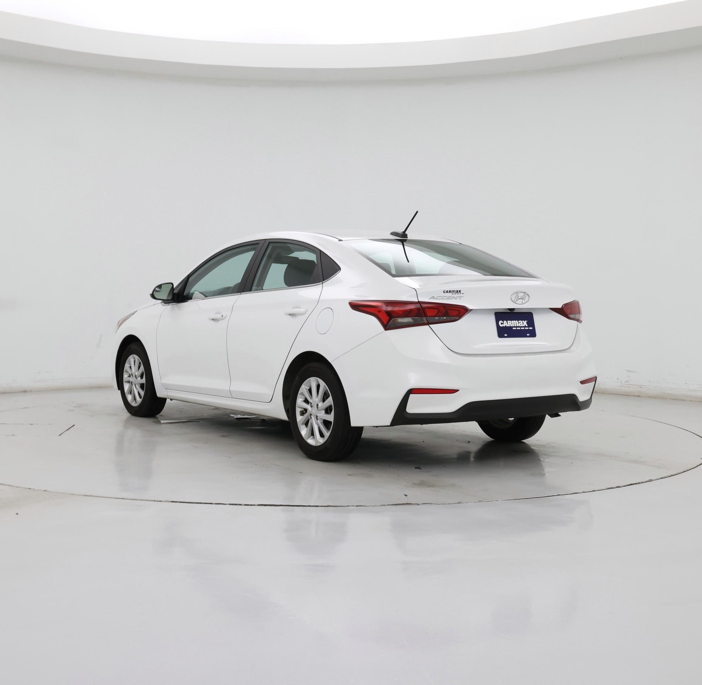 Thumbnail: 2022 Hyundai Accent - 2