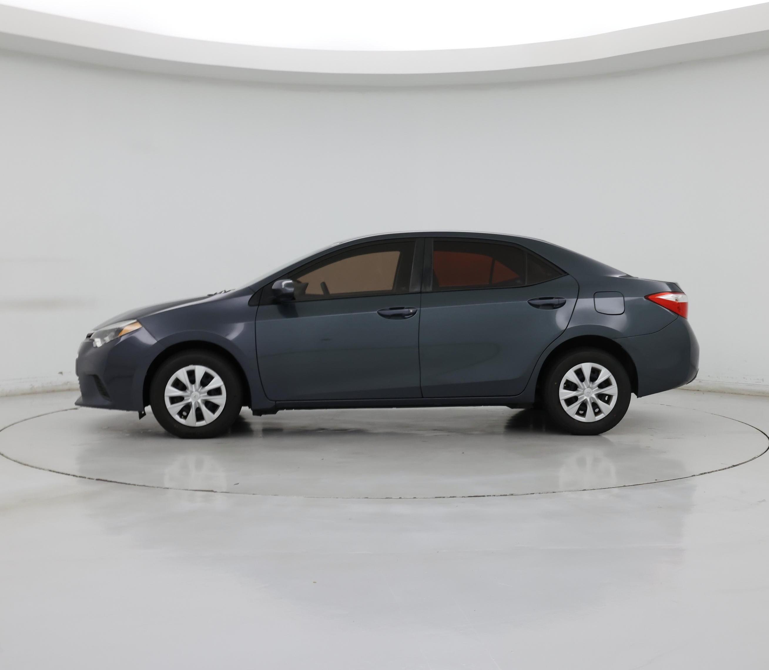 Thumbnail: 2015 Toyota Corolla - 3