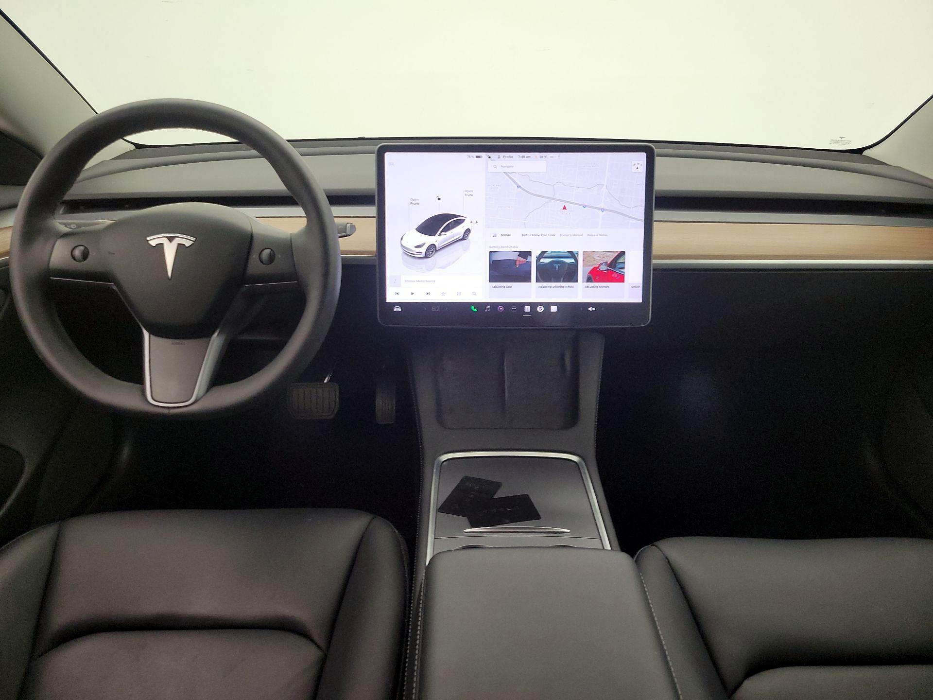 Thumbnail: 2022 Tesla Model 3 - 9