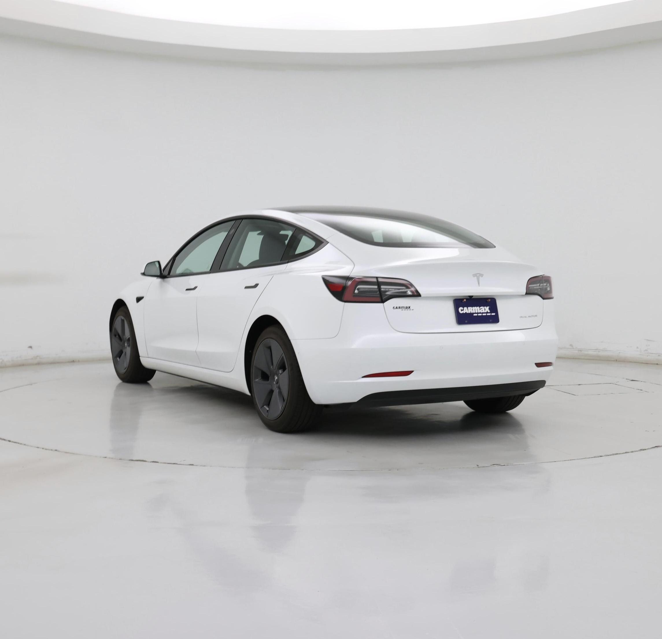 Thumbnail: 2022 Tesla Model 3 - 2