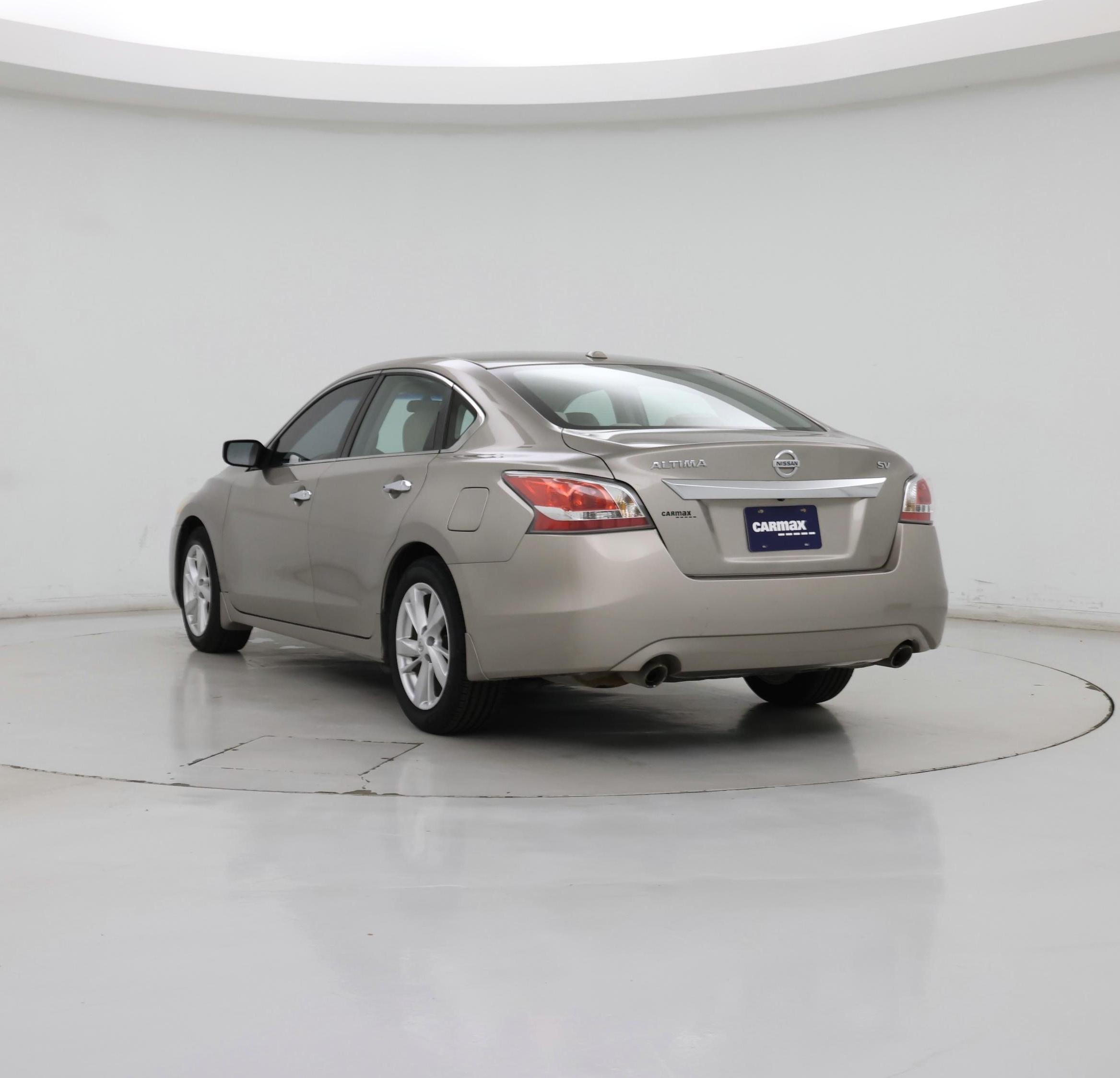 Thumbnail: 2015 Nissan Altima - 2