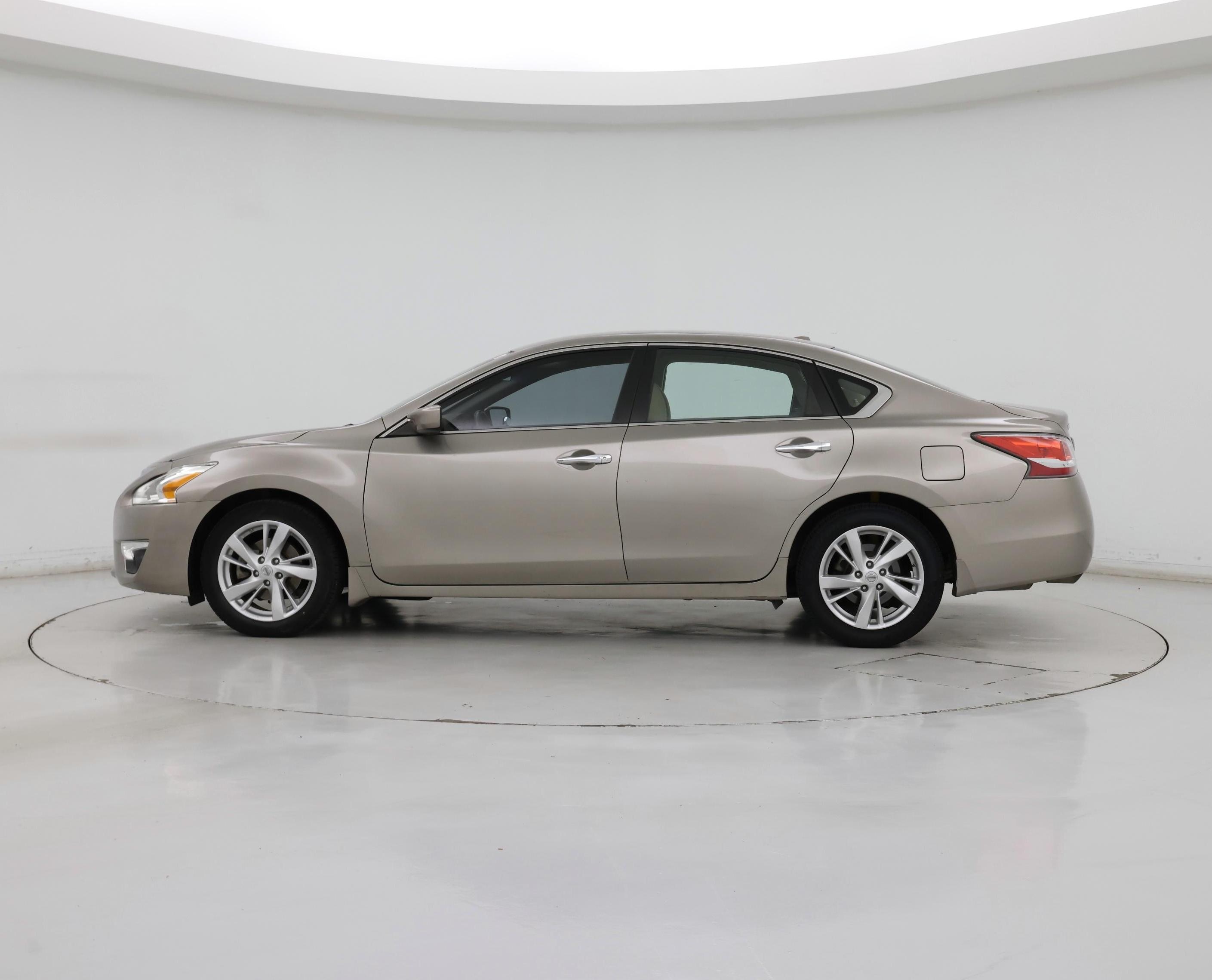 Thumbnail: 2015 Nissan Altima - 3