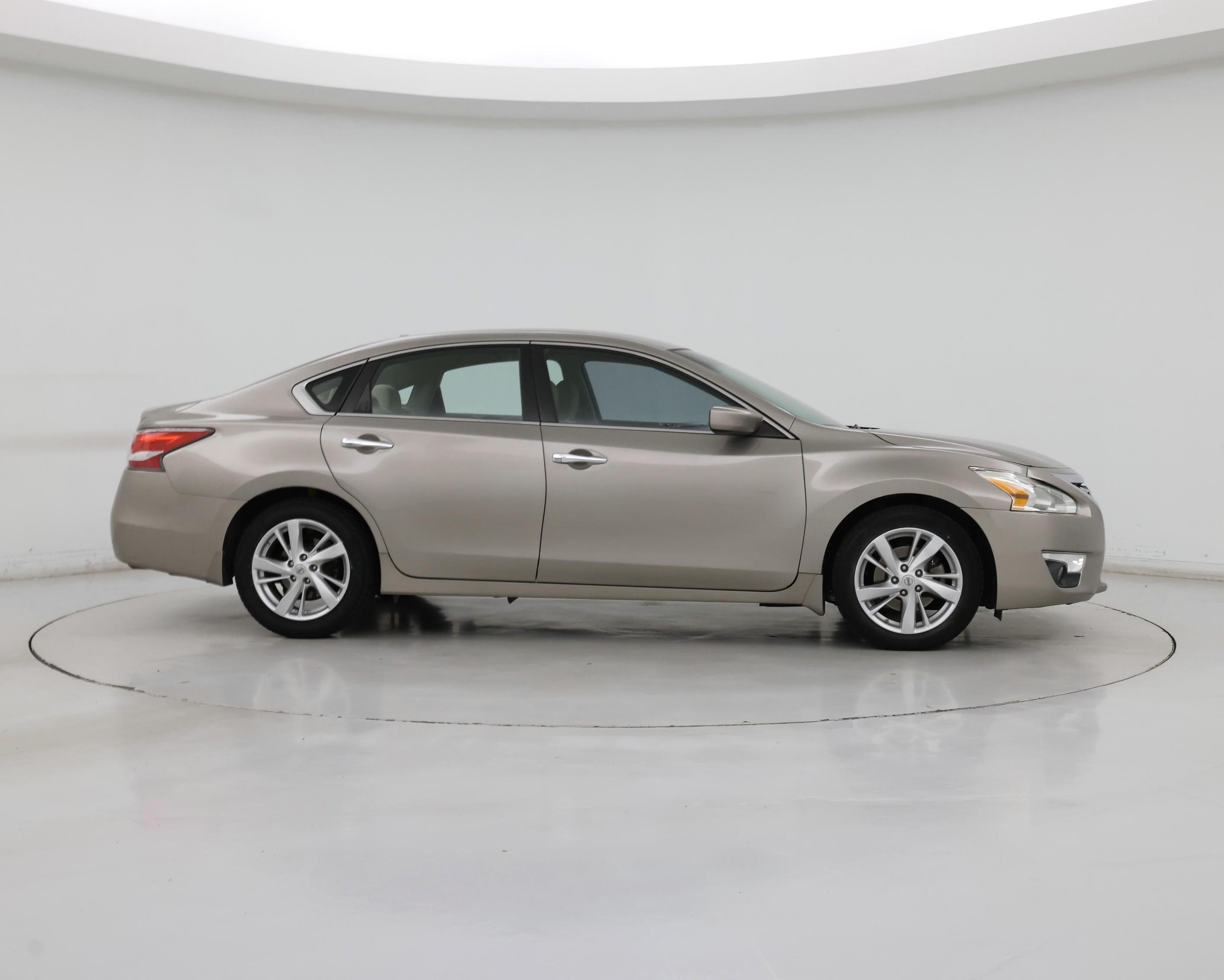 Thumbnail: 2015 Nissan Altima - 7