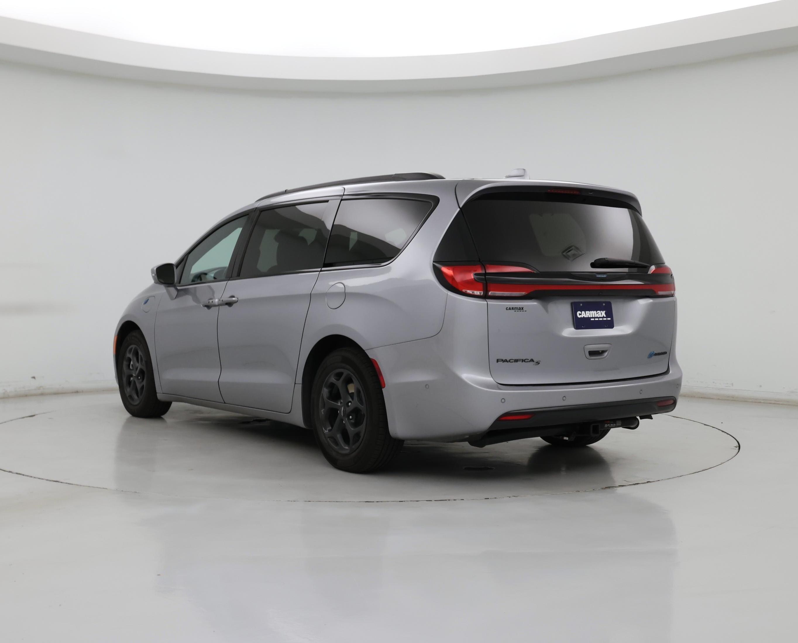 Thumbnail: 2021 Chrysler Pacifica - 2