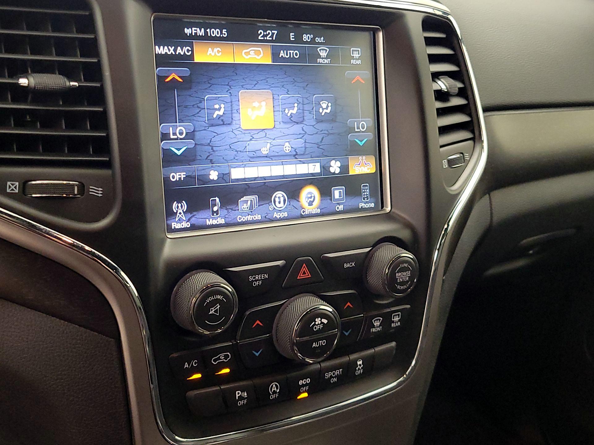 Thumbnail: 2017 Jeep Grand Cherokee - 16