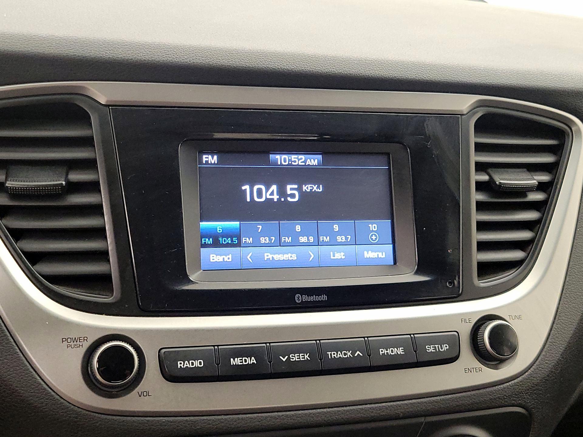 Thumbnail: 2018 Hyundai Accent - 15
