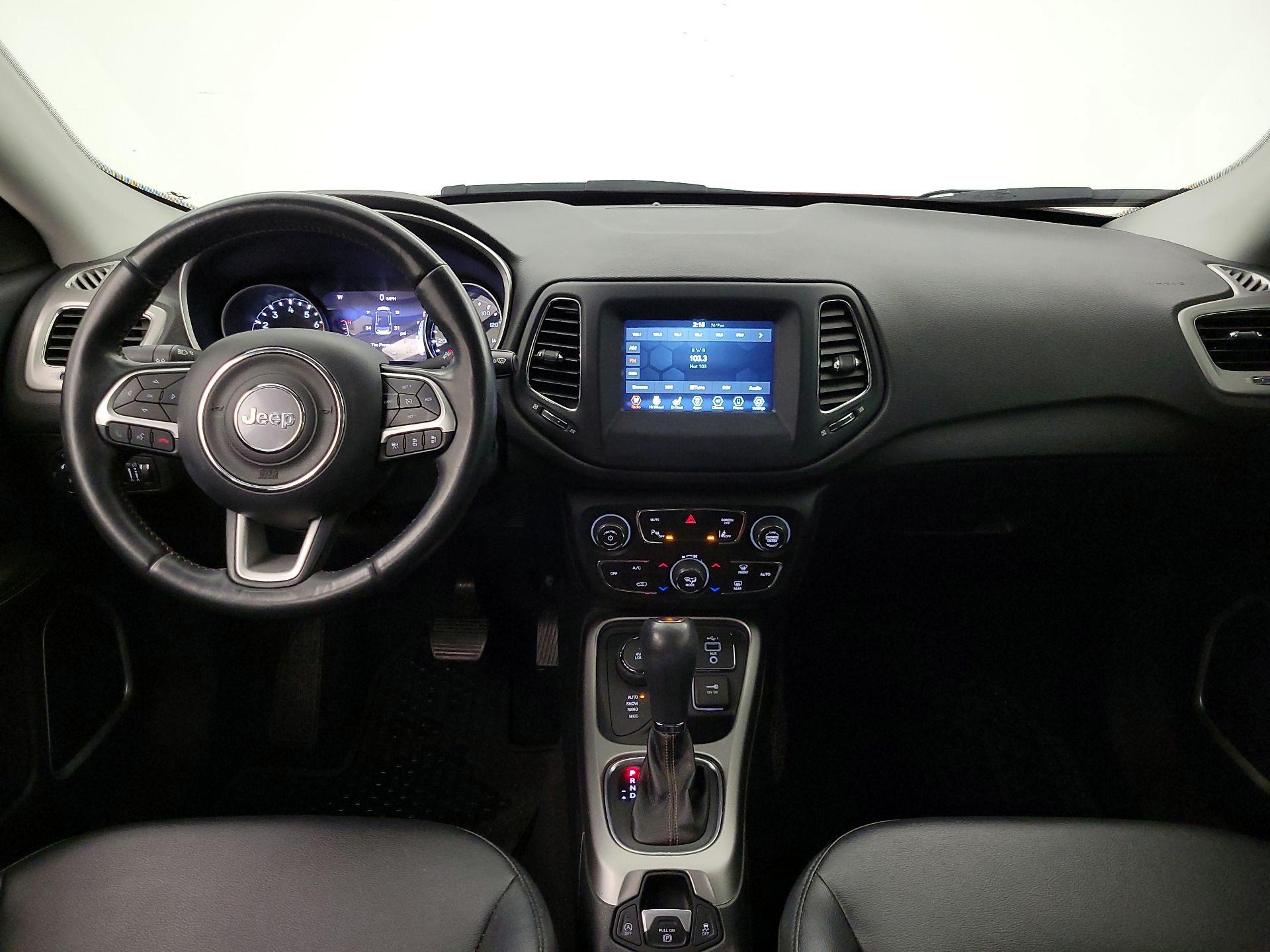 Thumbnail: 2021 Jeep Compass - 9