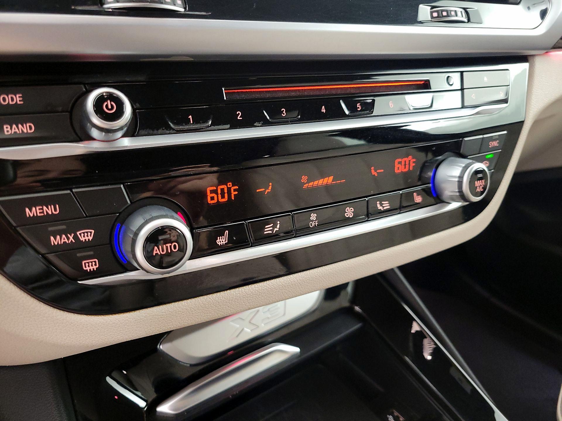 Thumbnail: 2019 BMW X3 - 17