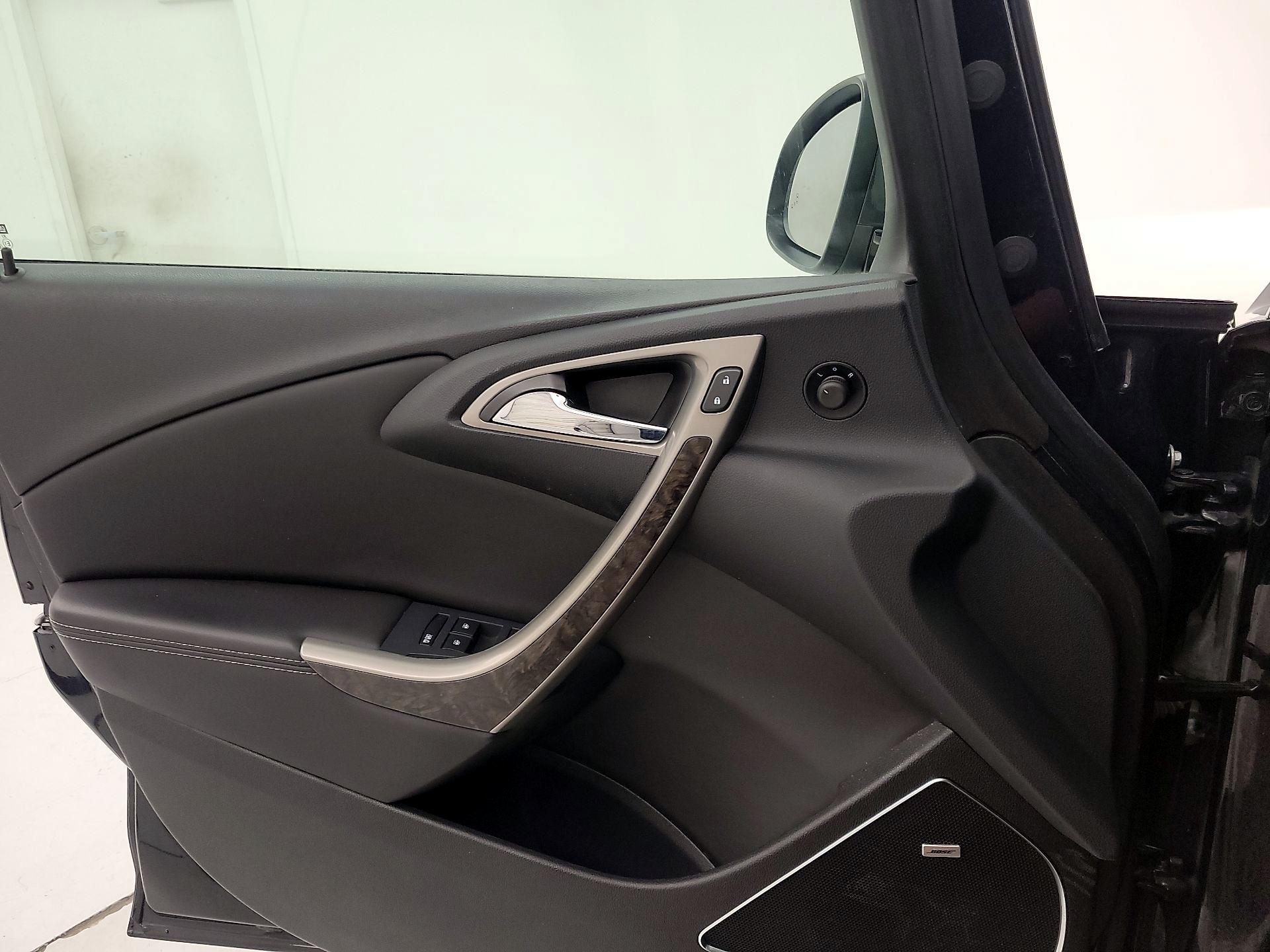 Thumbnail: 2014 Buick Verano - 12