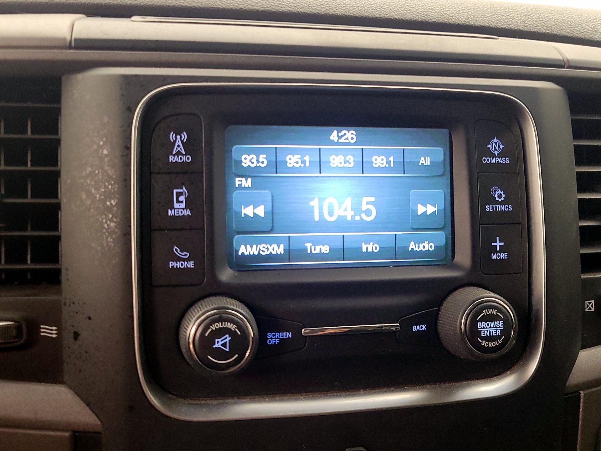 Thumbnail: 2019 RAM 1500 Classic - 15