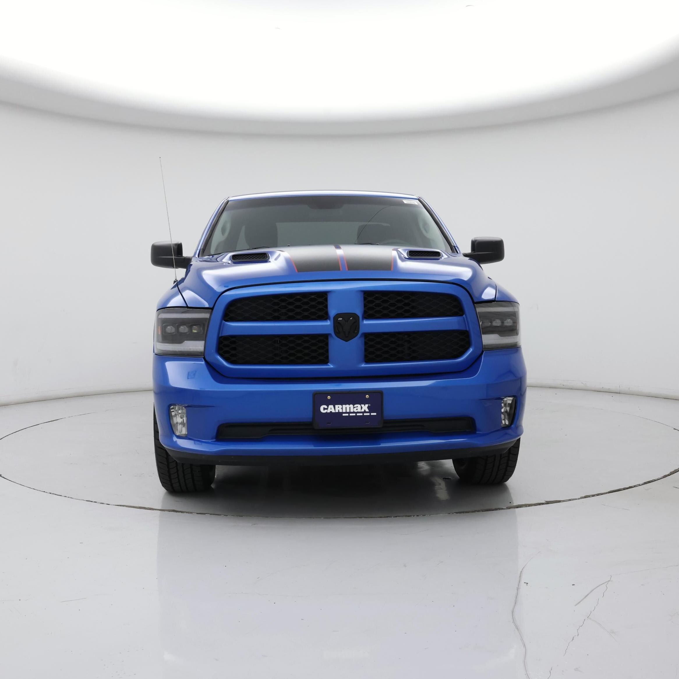 Thumbnail: 2019 RAM 1500 Classic - 5