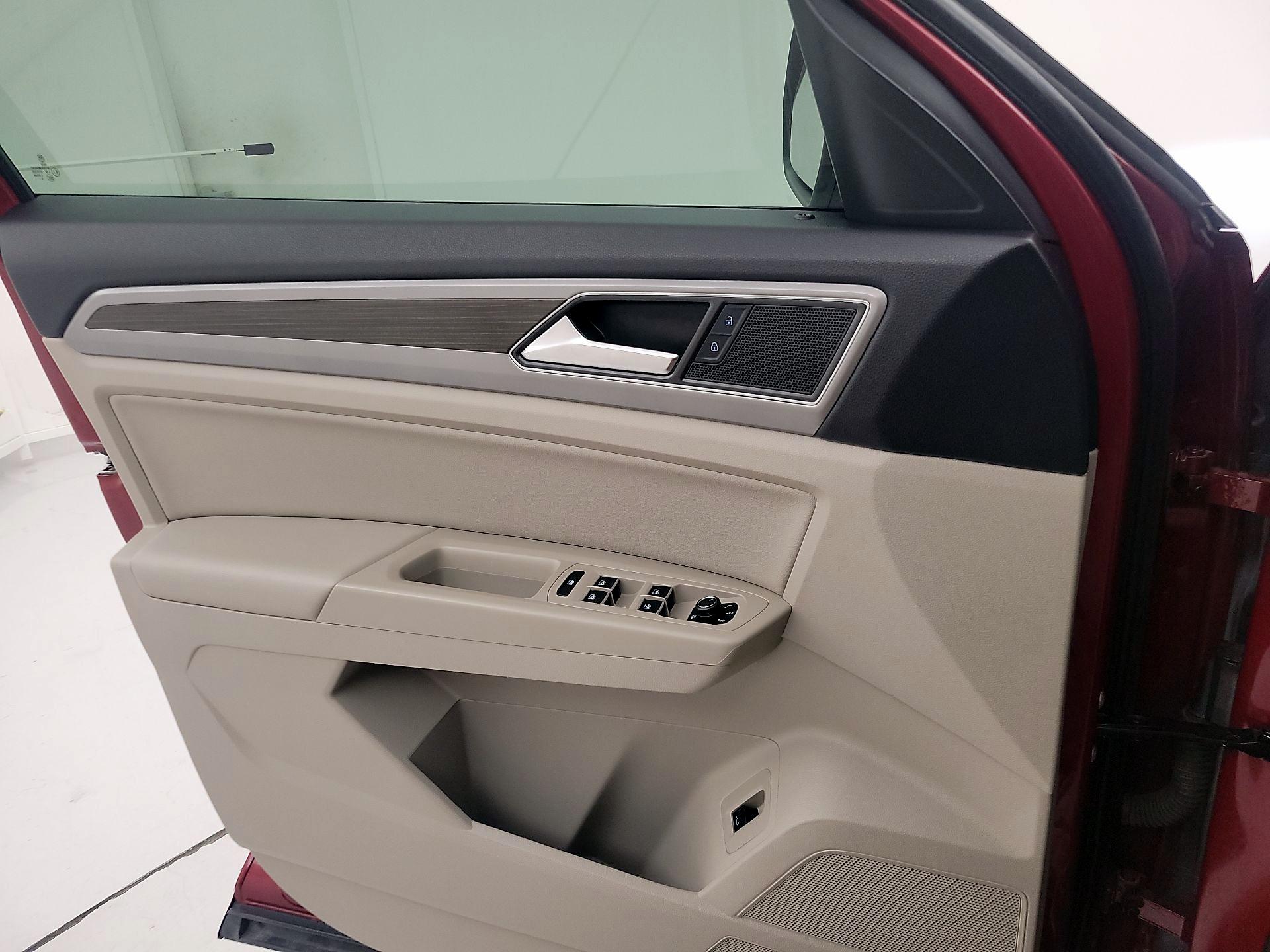 Thumbnail: 2019 Volkswagen Atlas - 12
