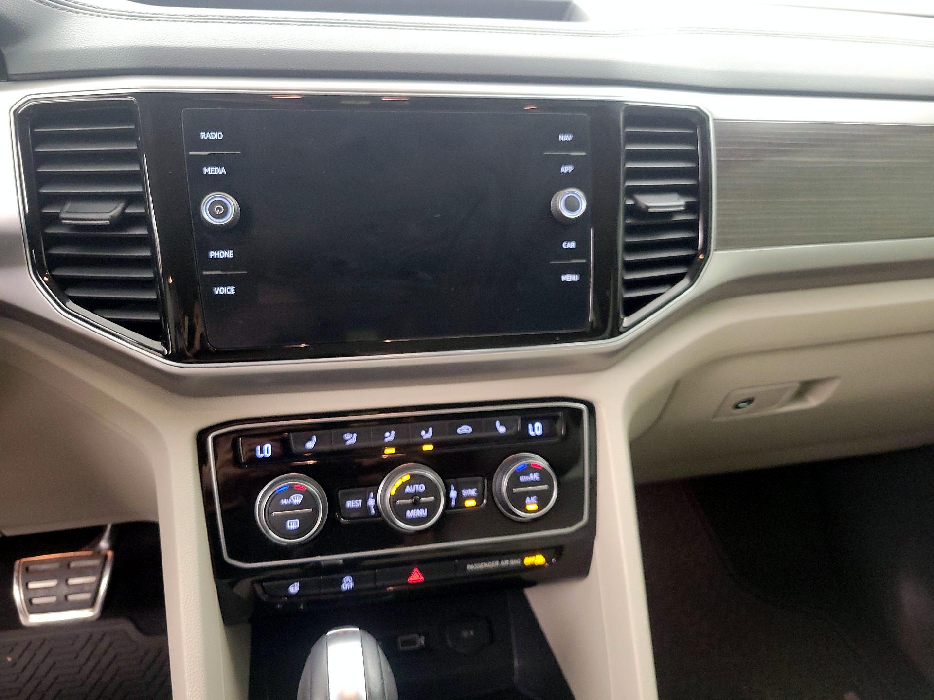 Thumbnail: 2019 Volkswagen Atlas - 15