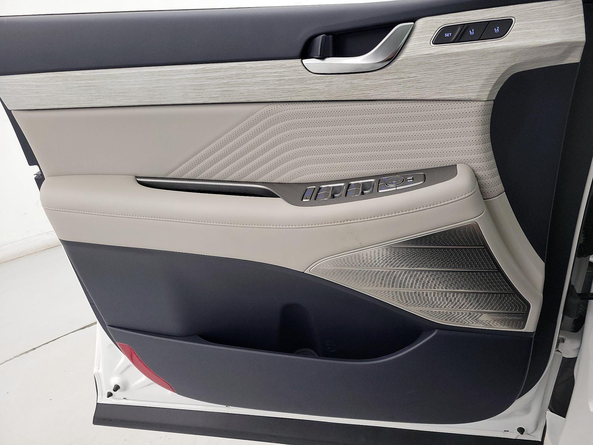 Thumbnail: 2024 Hyundai Palisade - 12