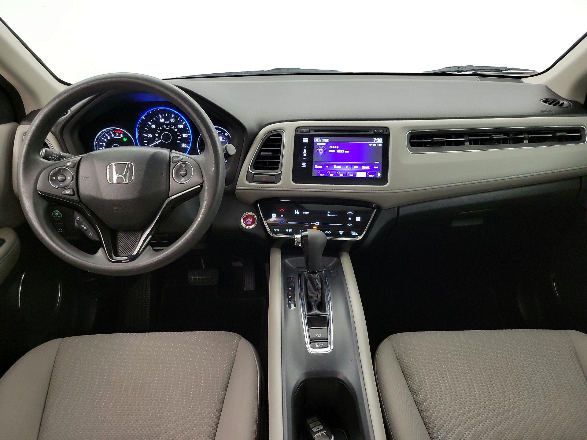 Thumbnail: 2016 Honda HR-V - 9