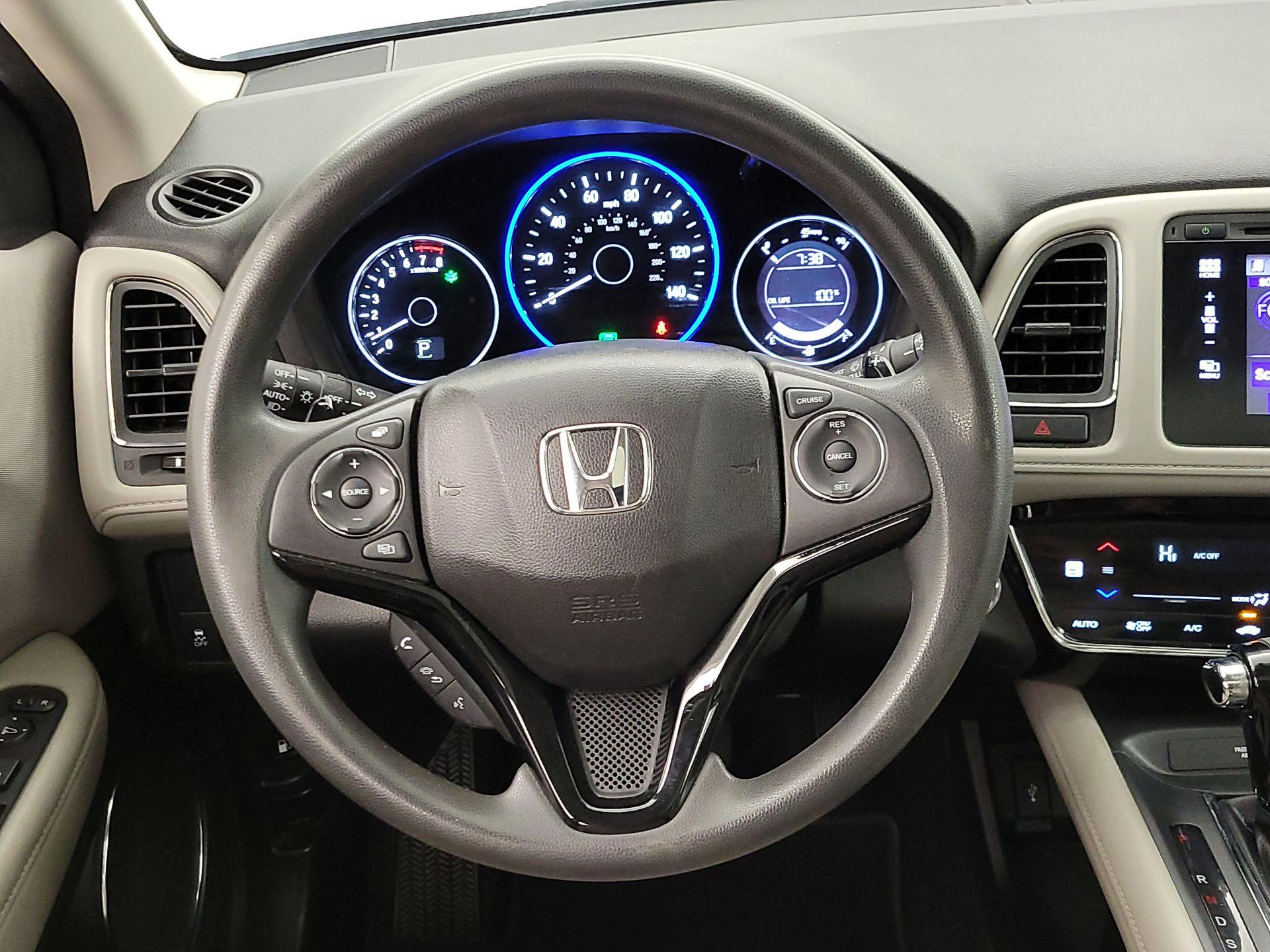 Thumbnail: 2016 Honda HR-V - 10