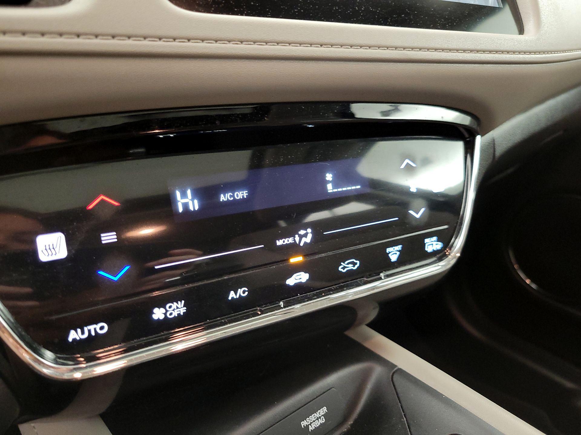 Thumbnail: 2016 Honda HR-V - 16