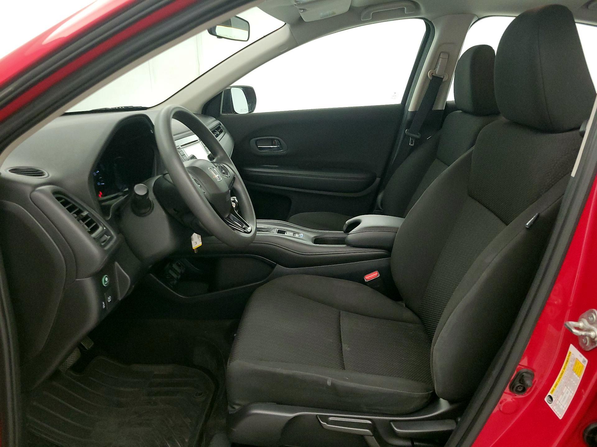 Thumbnail: 2018 Honda HR-V - 11