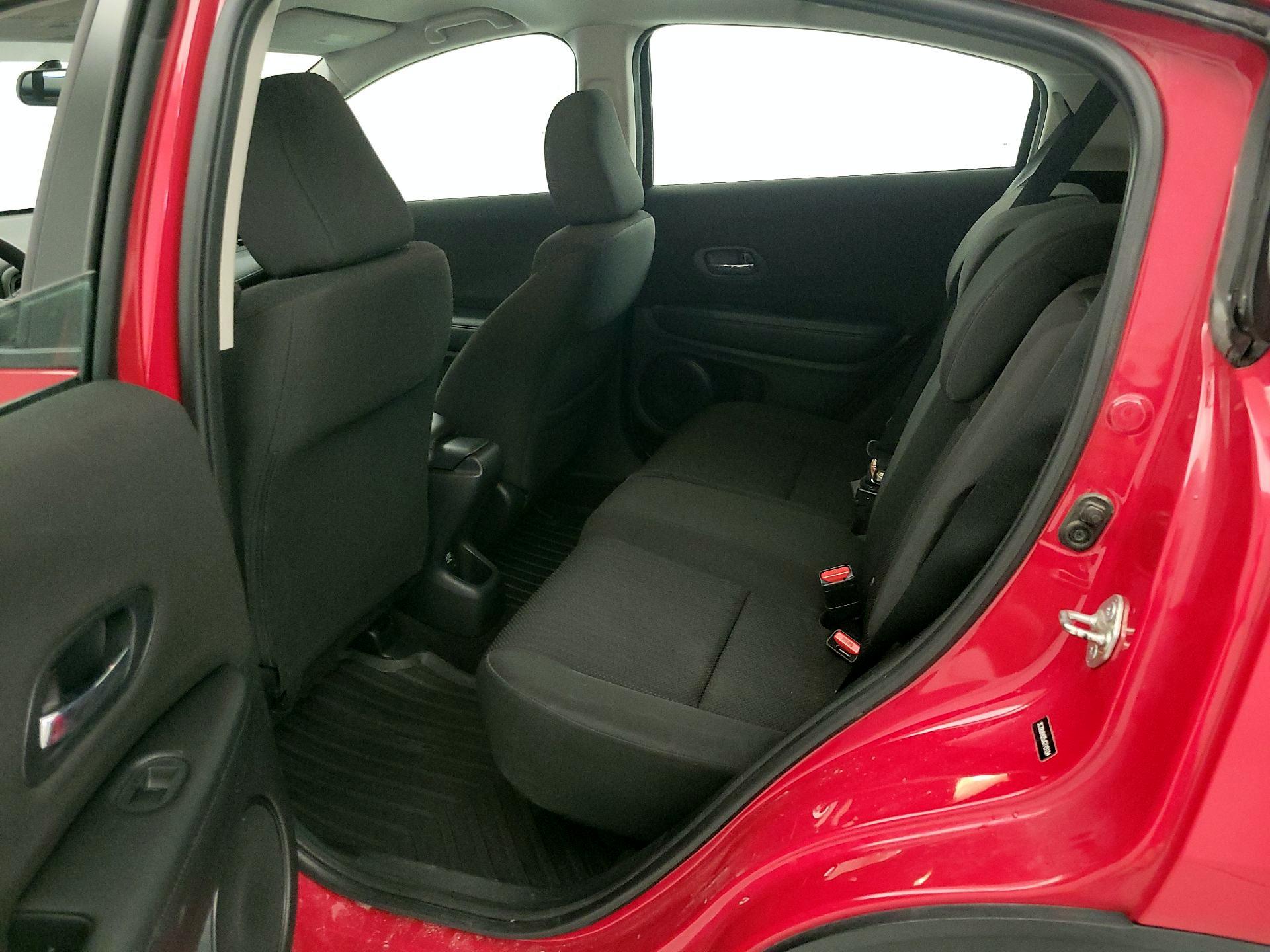 Thumbnail: 2018 Honda HR-V - 19