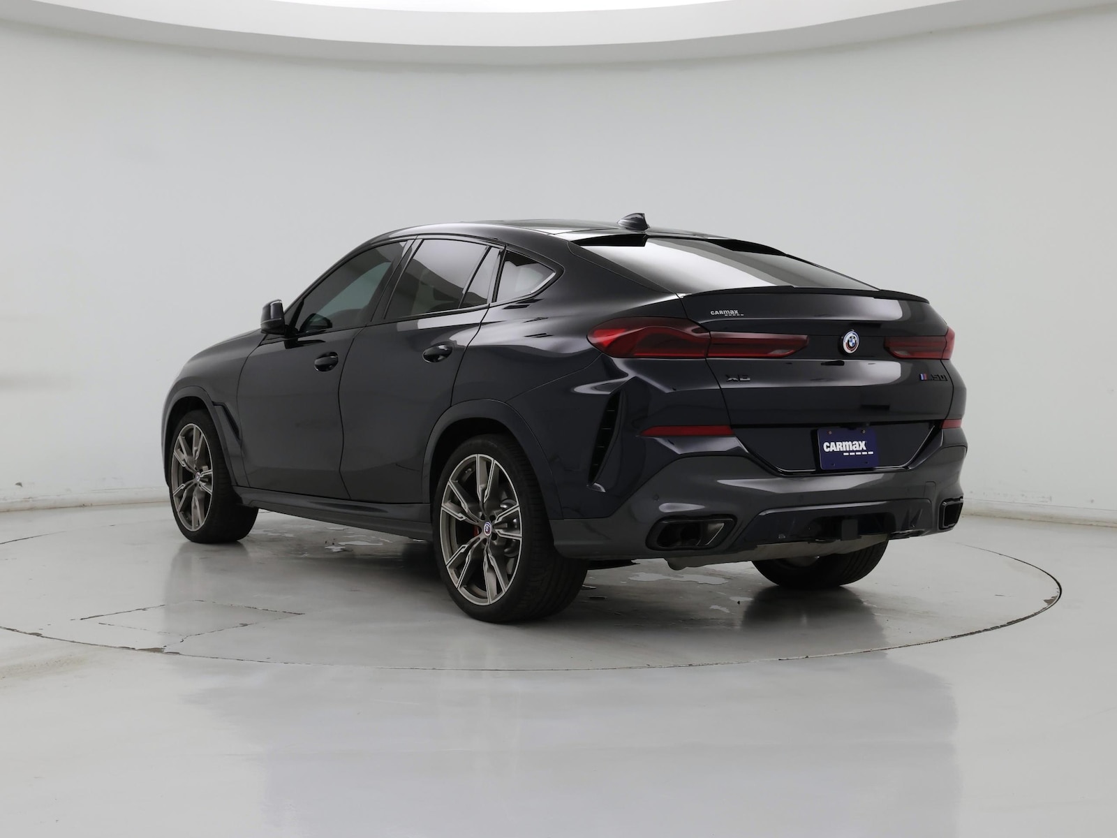 Image of 2023 BMW X6 M50i