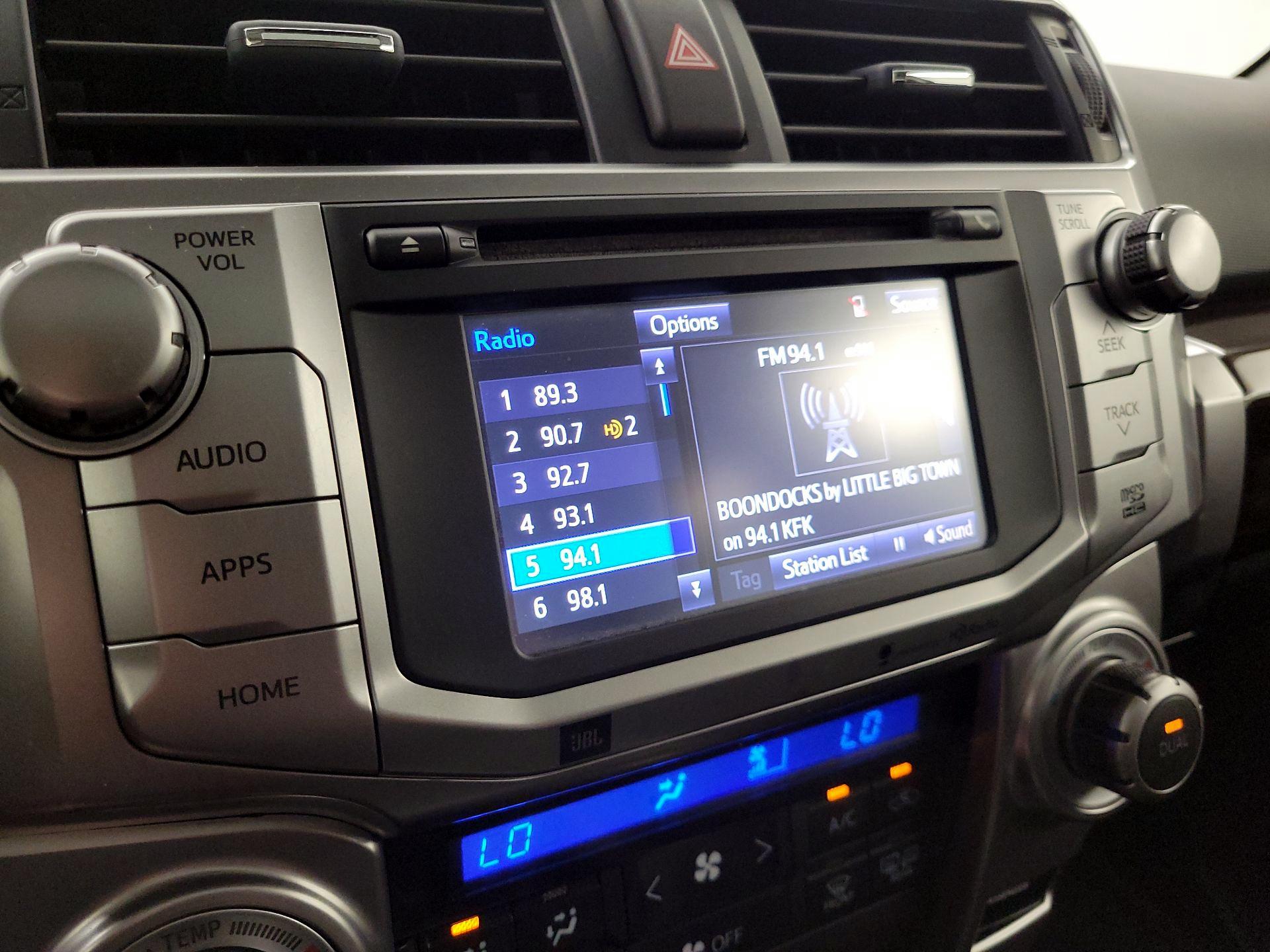 Thumbnail: 2014 Toyota 4Runner - 15