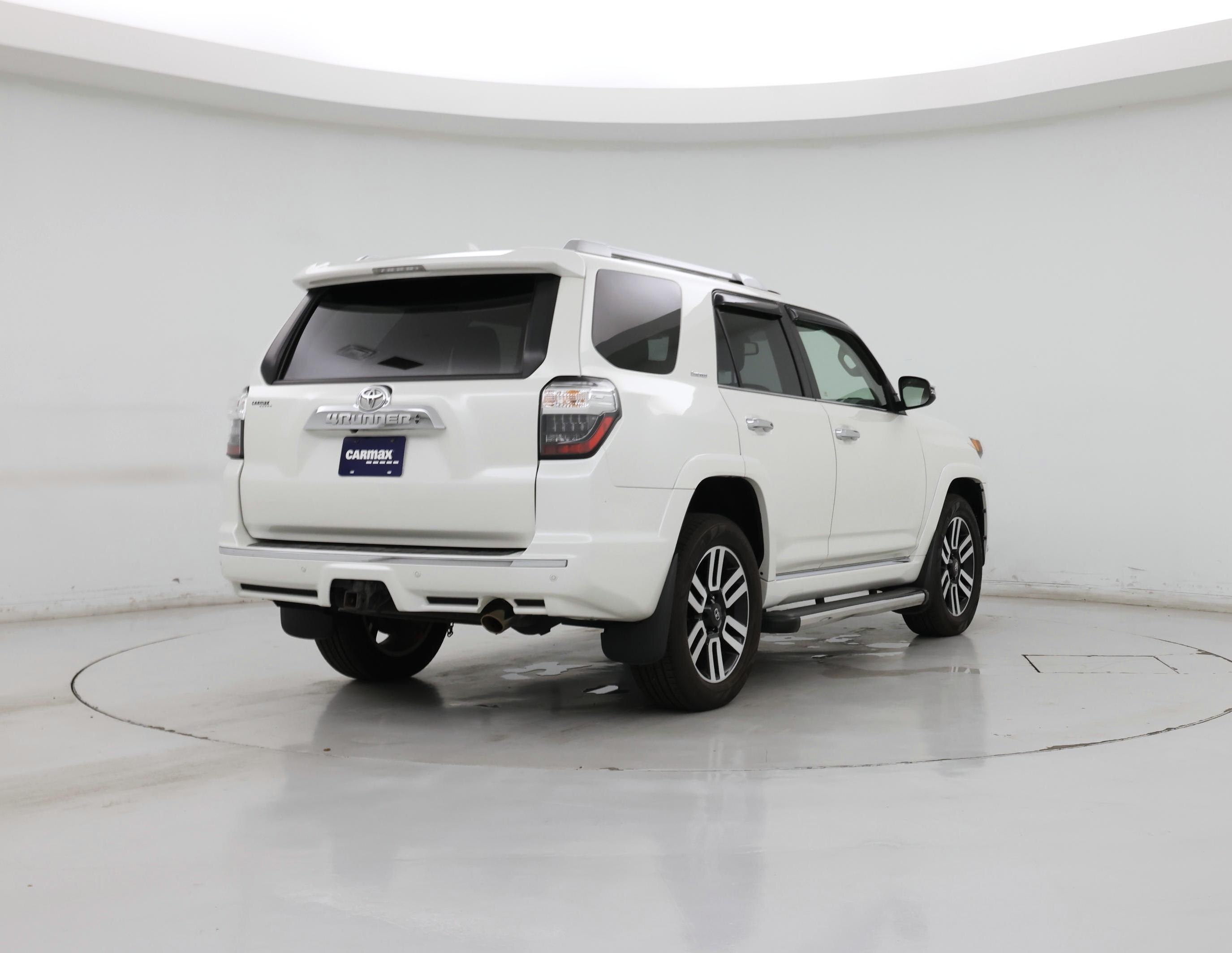 Thumbnail: 2014 Toyota 4Runner - 8