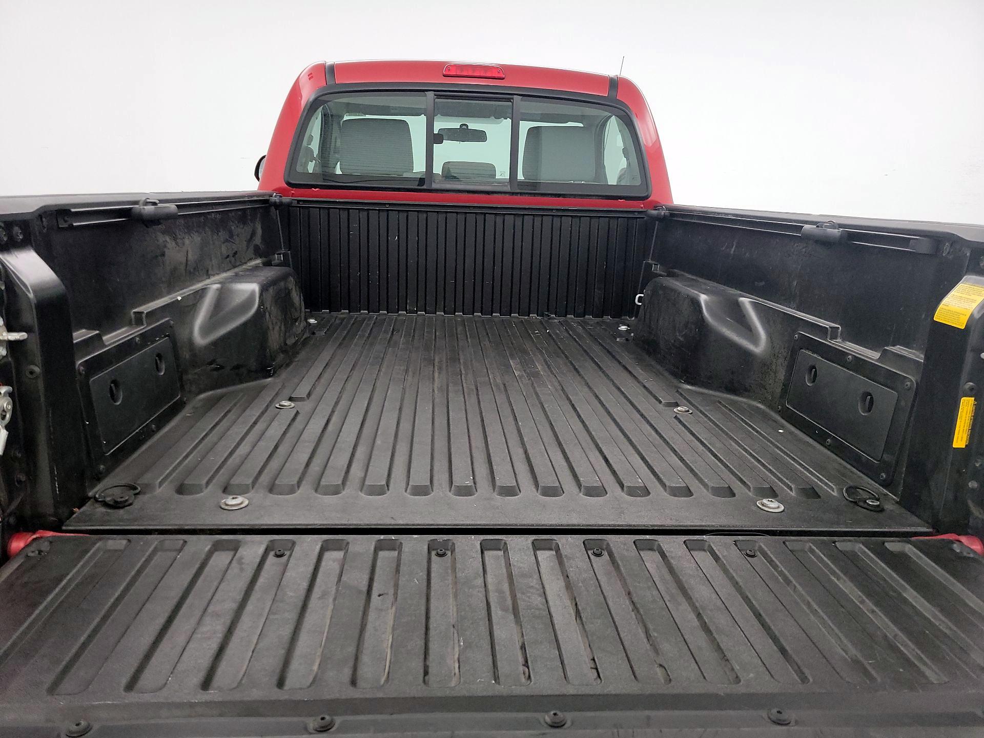 Thumbnail: 2014 Toyota Tacoma - 18