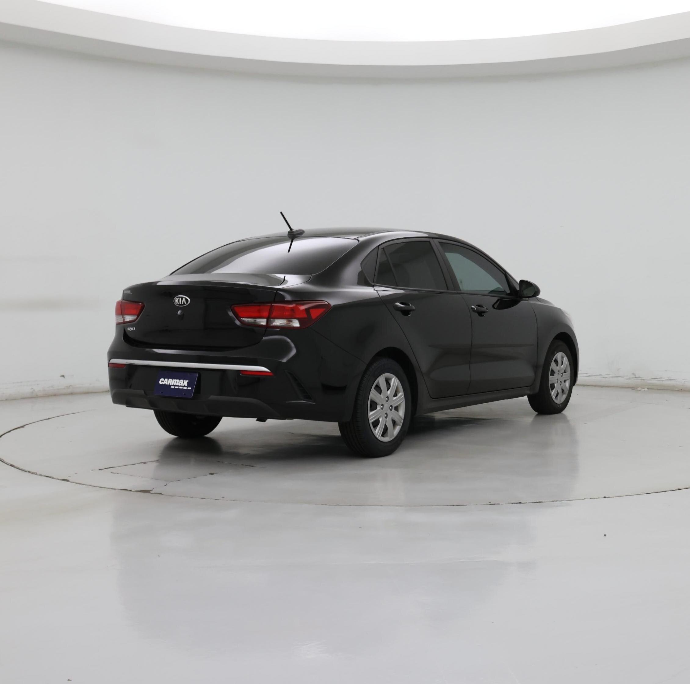 Thumbnail: 2021 Kia Rio - 8