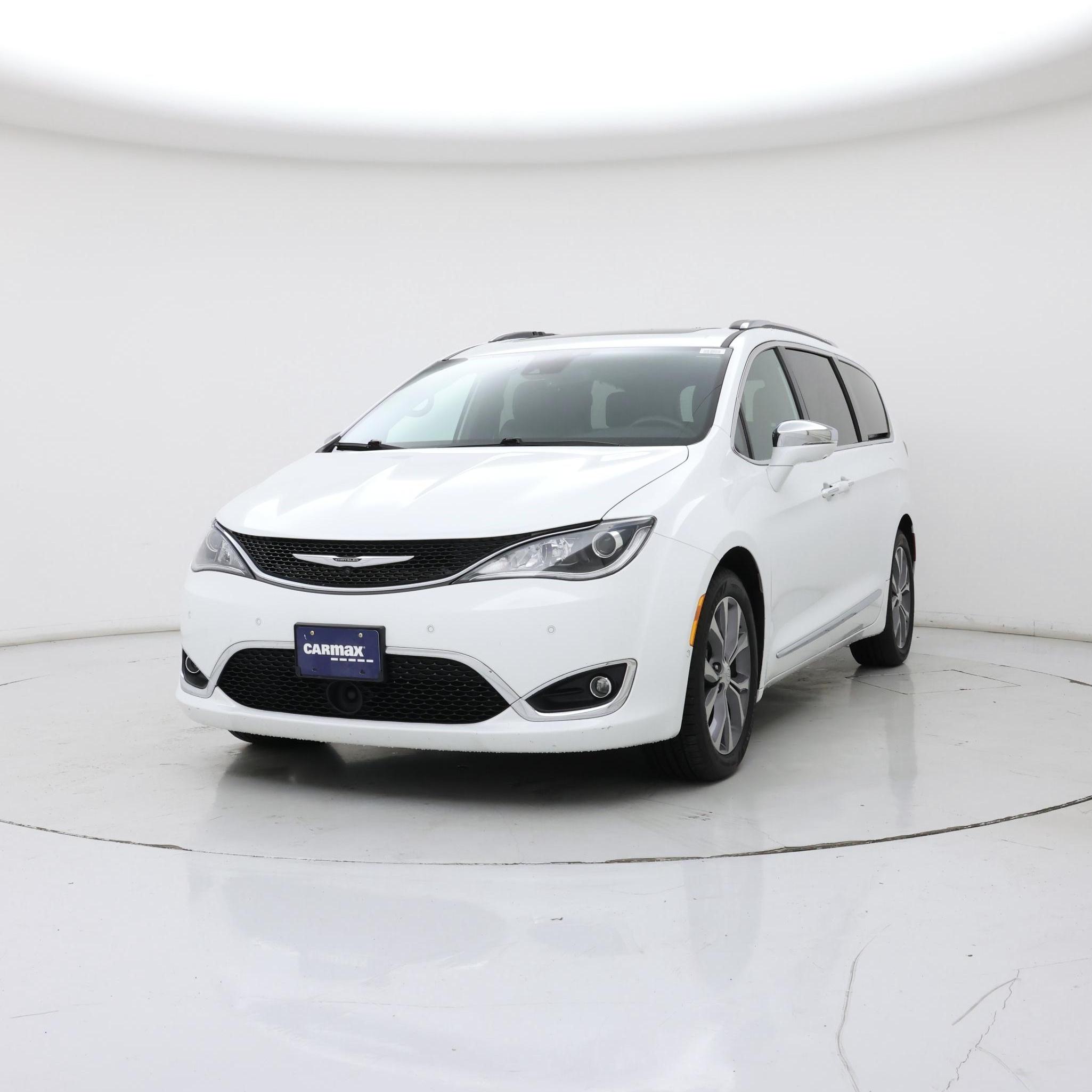 Thumbnail: 2020 Chrysler Pacifica - 4