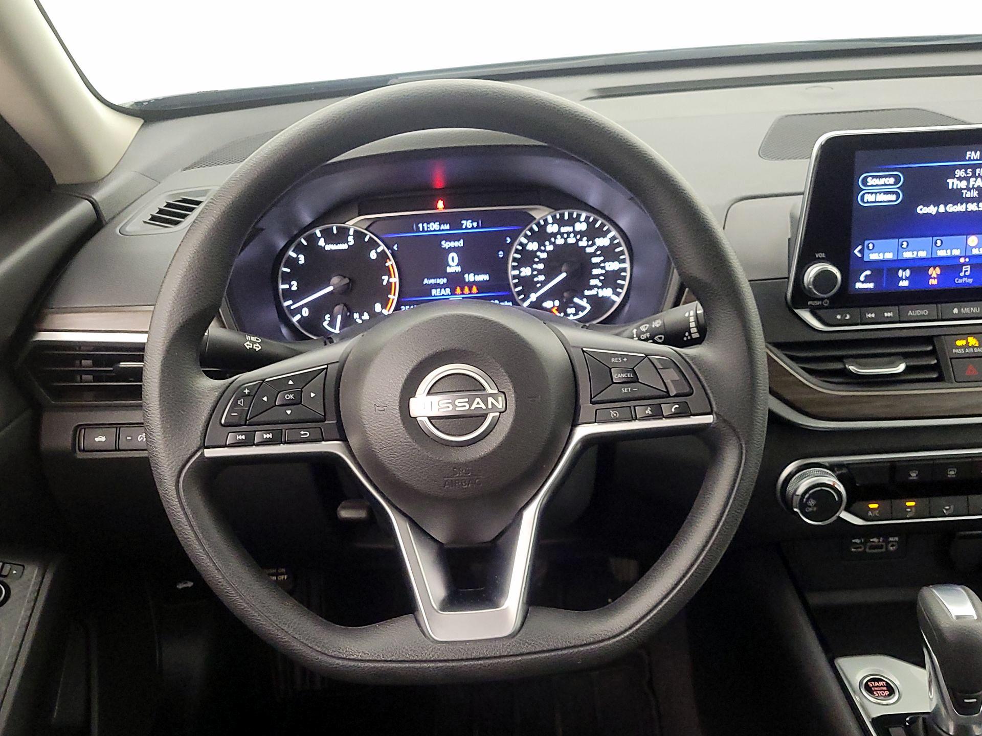 Thumbnail: 2024 Nissan Altima - 10