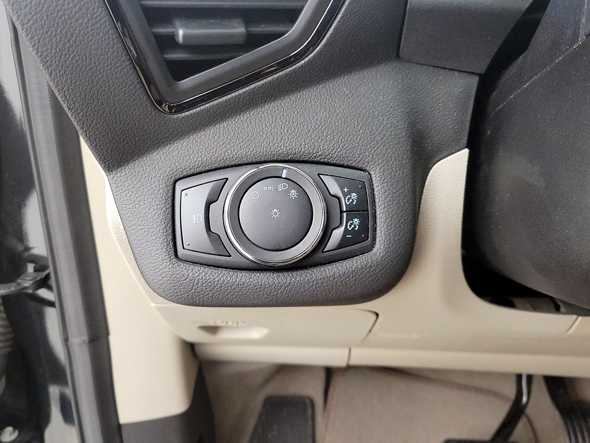Thumbnail: 2015 Ford Escape - 13