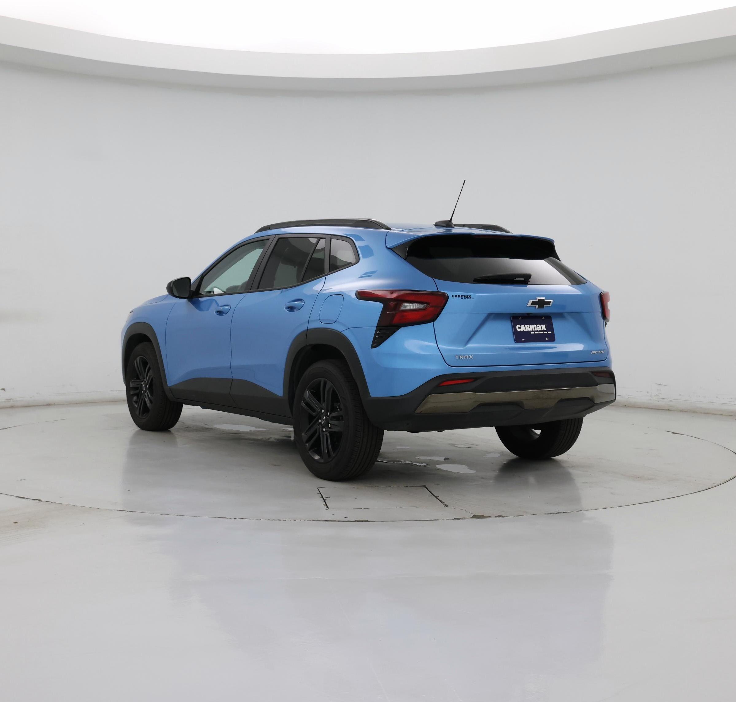 Thumbnail: 2025 Chevrolet Trax - 2