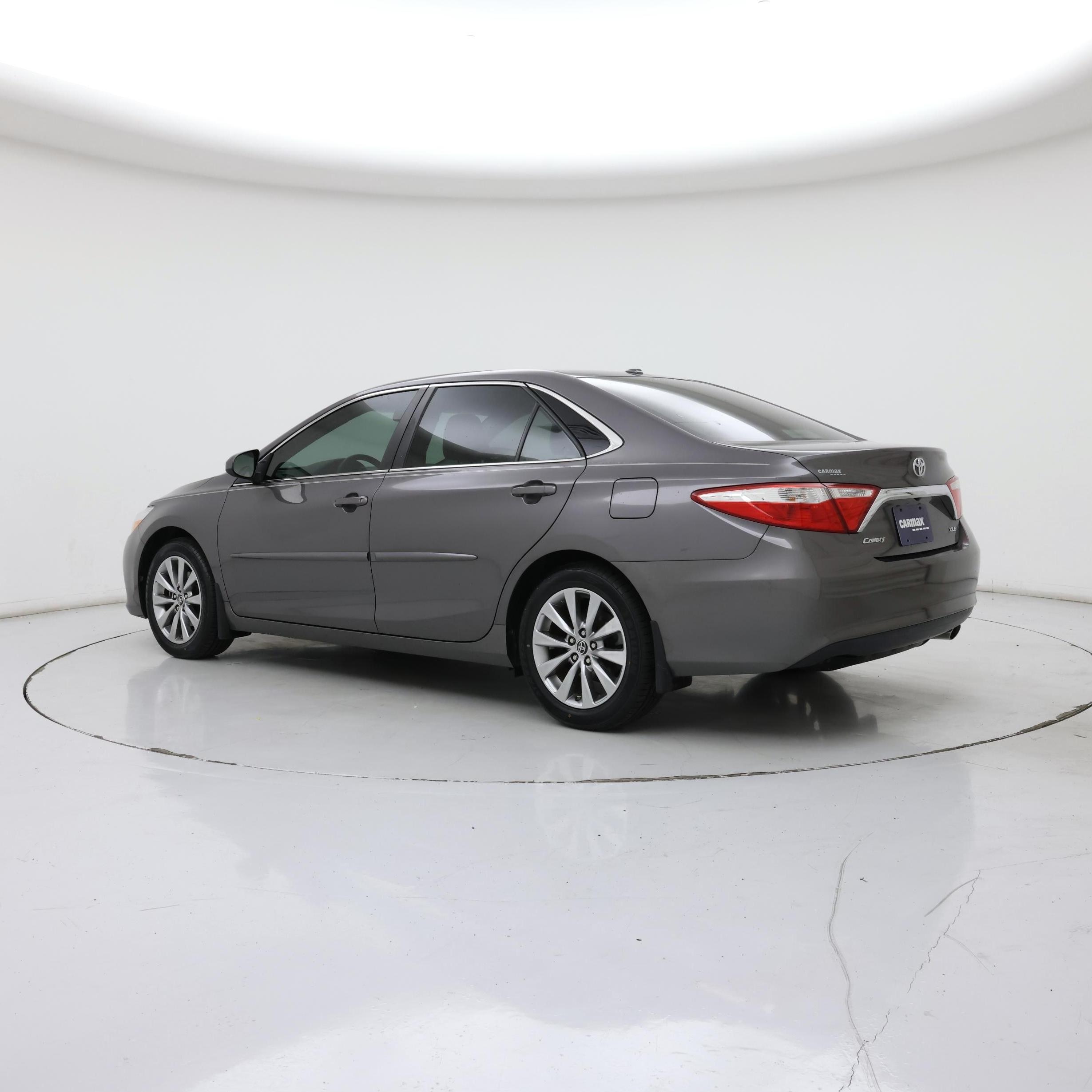 Thumbnail: 2016 Toyota Camry - 2