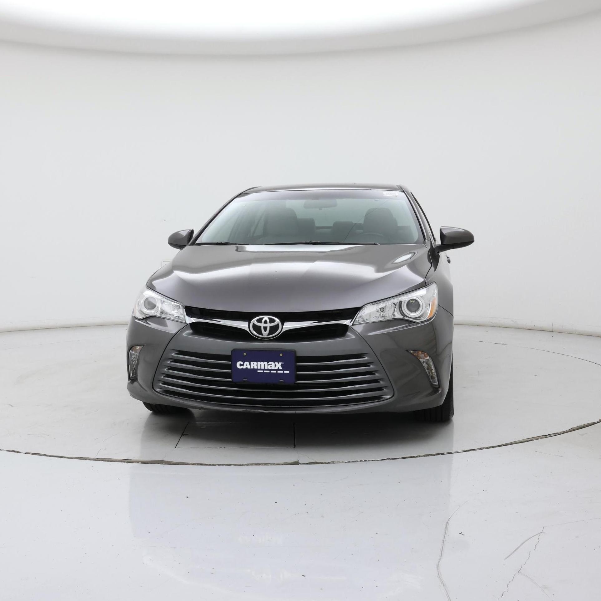 Thumbnail: 2016 Toyota Camry - 4