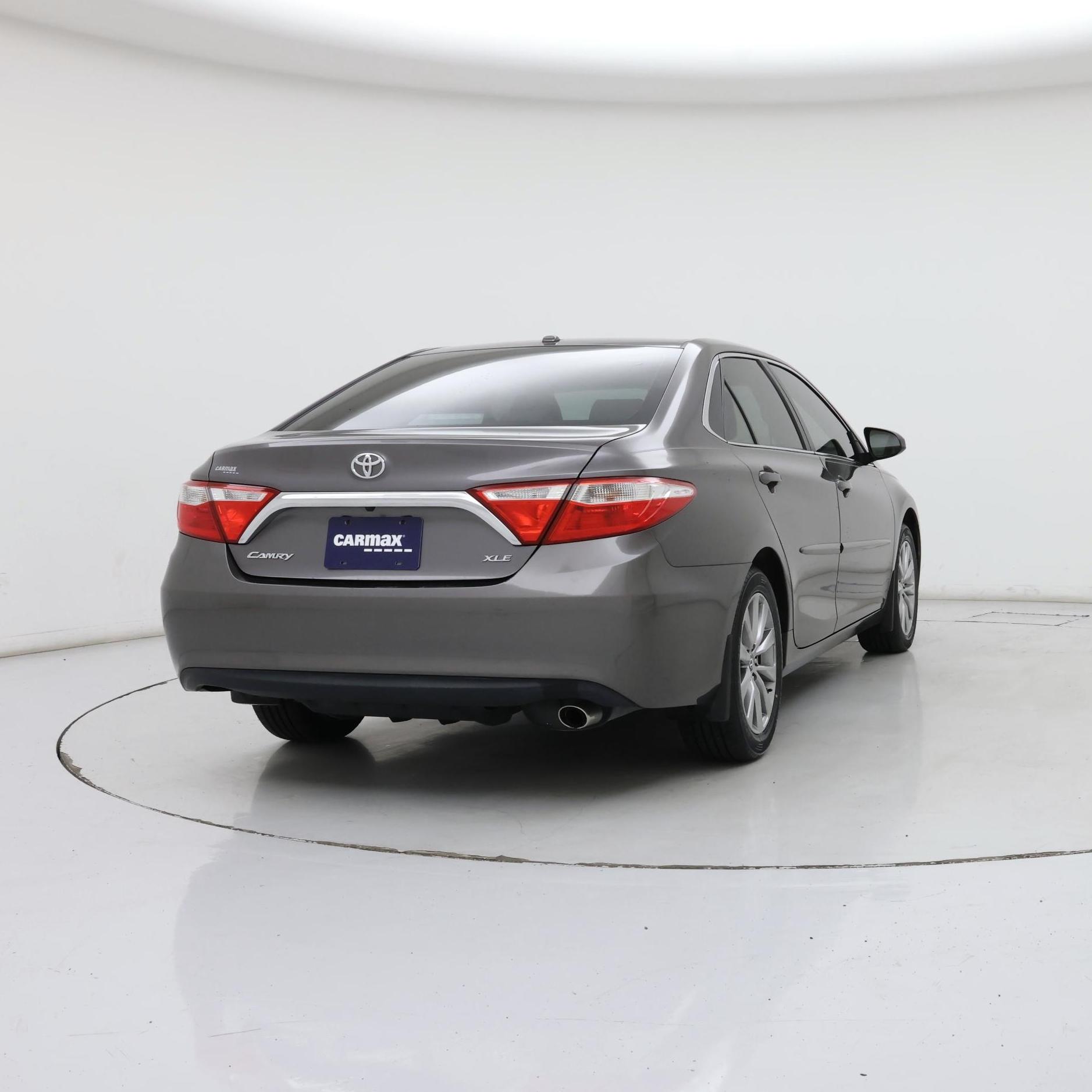 Thumbnail: 2016 Toyota Camry - 8