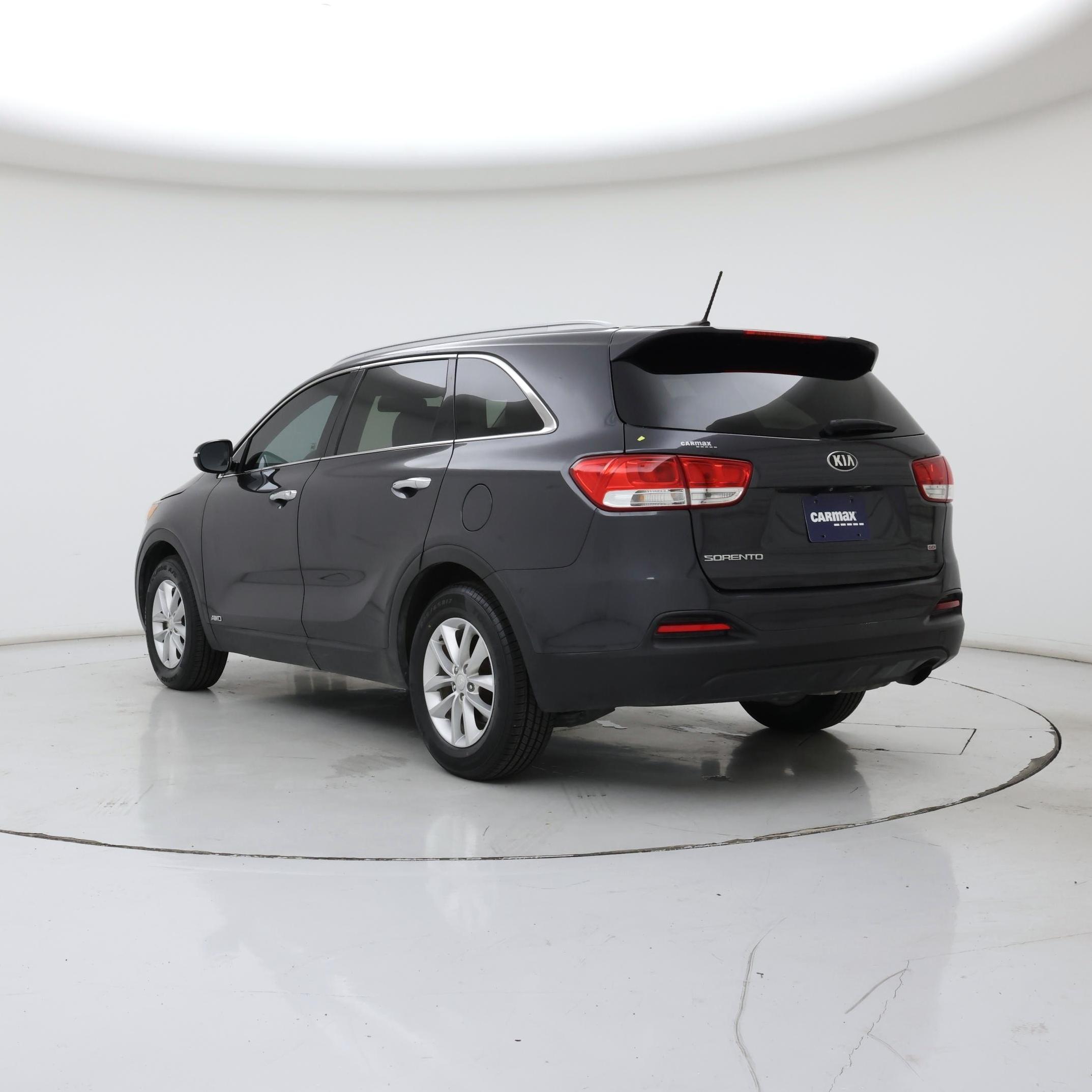 Thumbnail: 2017 Kia Sorento - 2