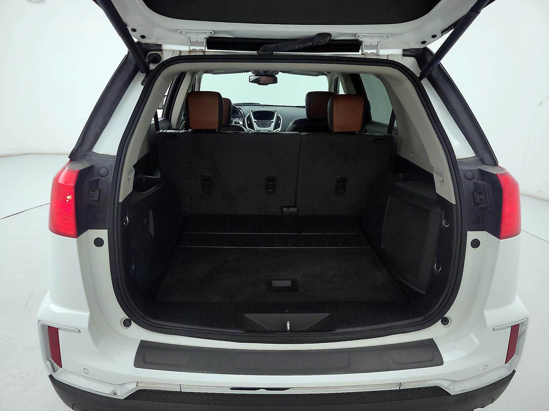 Thumbnail: 2017 GMC Terrain - 19