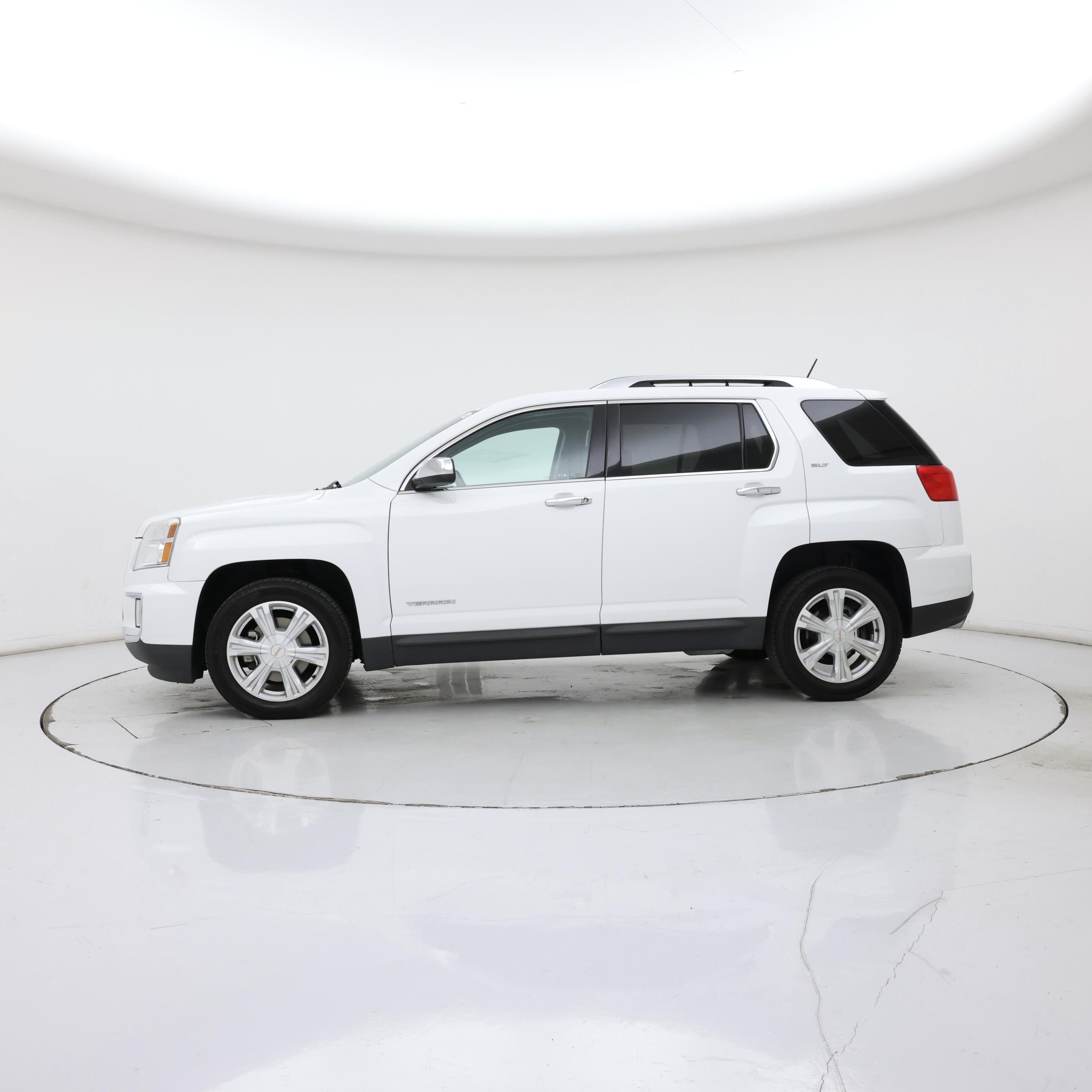 Thumbnail: 2017 GMC Terrain - 3