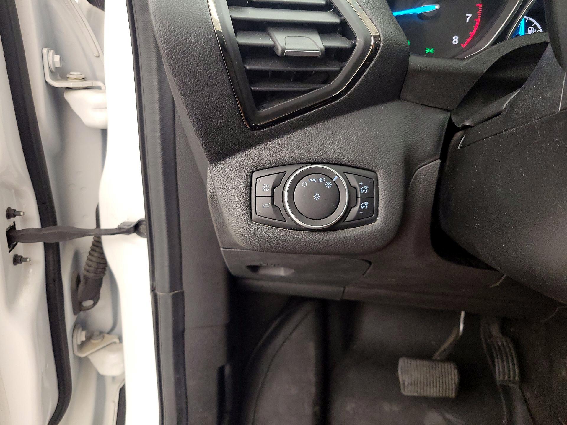 Thumbnail: 2018 Ford Escape - 13
