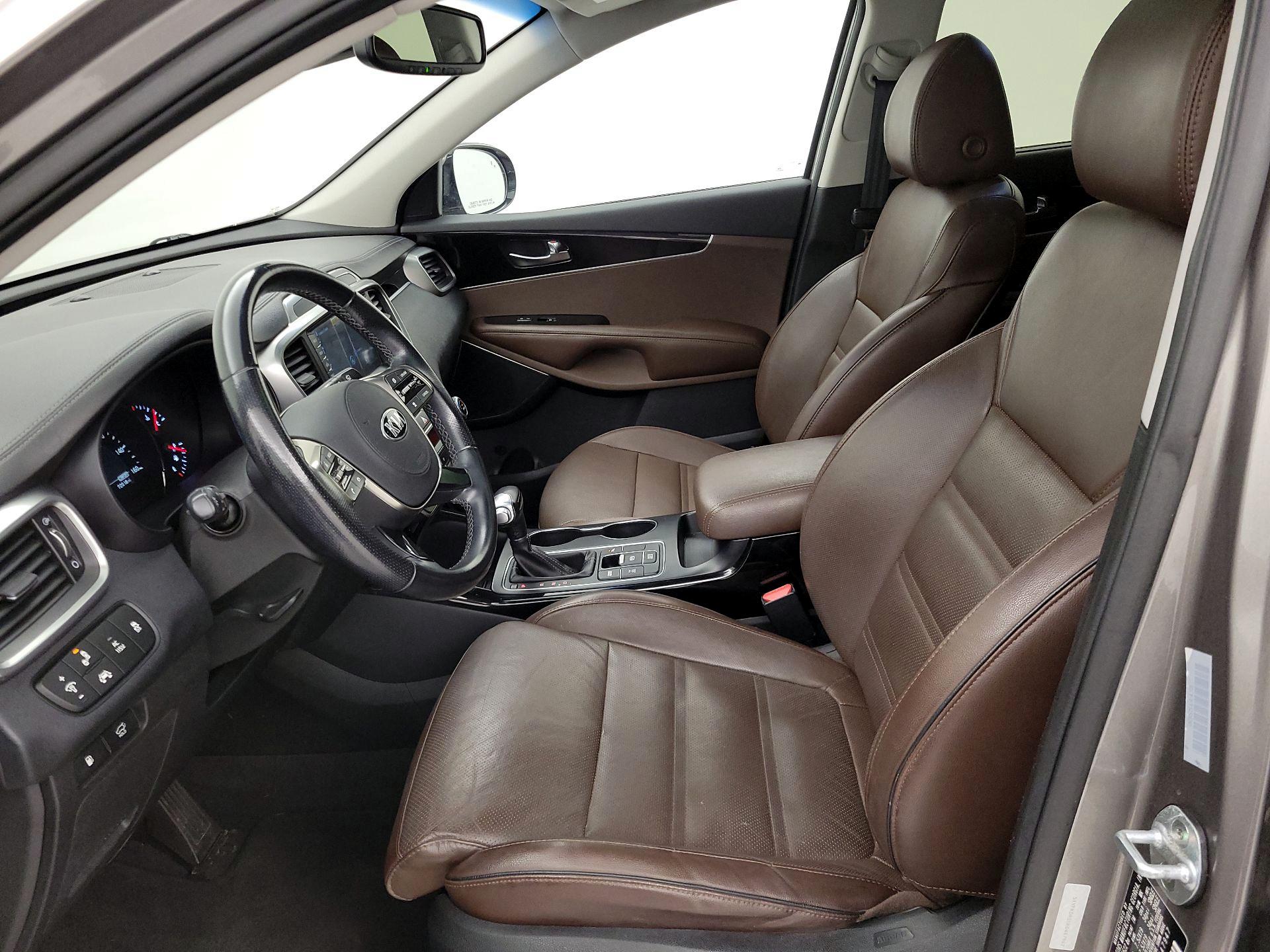 Thumbnail: 2019 Kia Sorento - 11