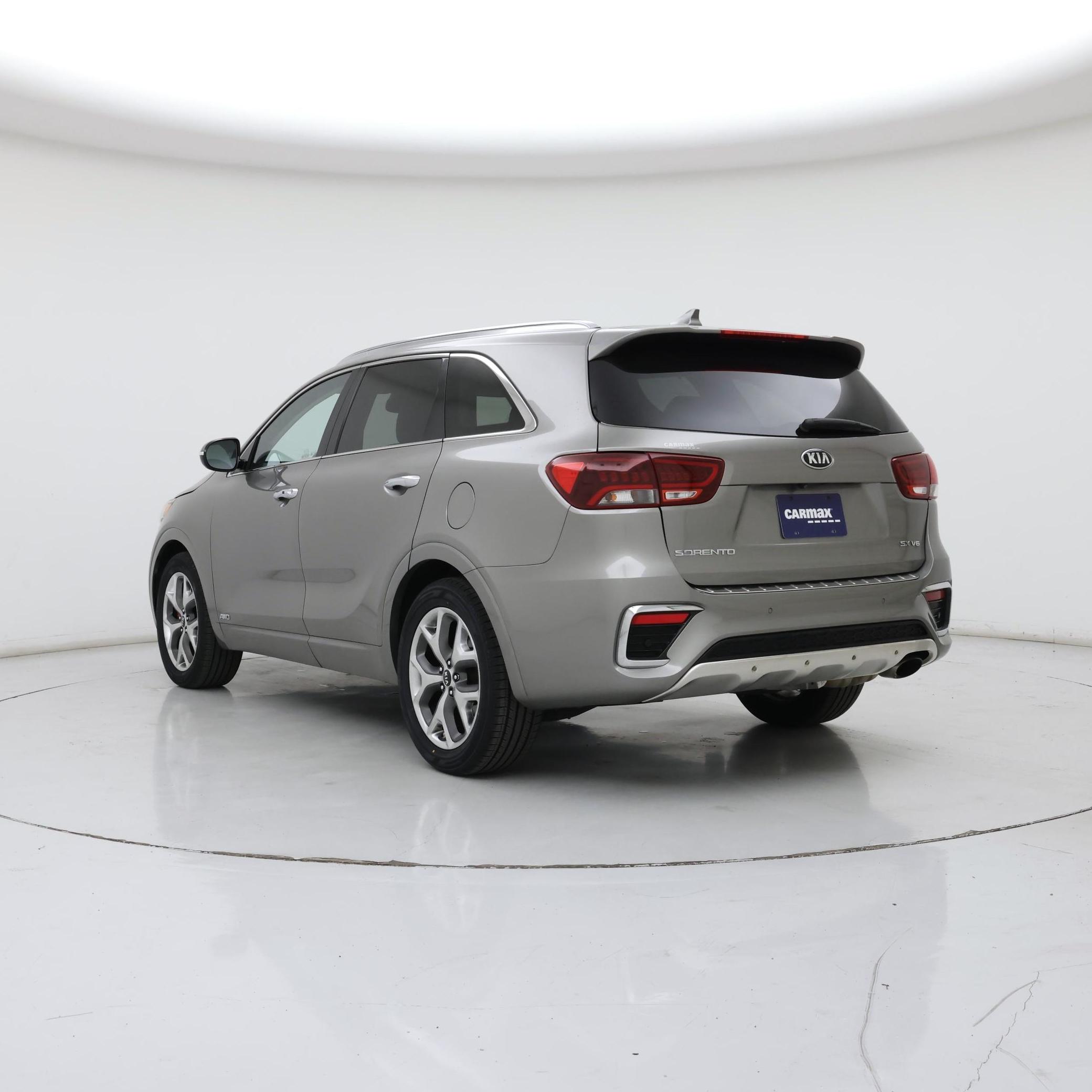 Thumbnail: 2019 Kia Sorento - 2