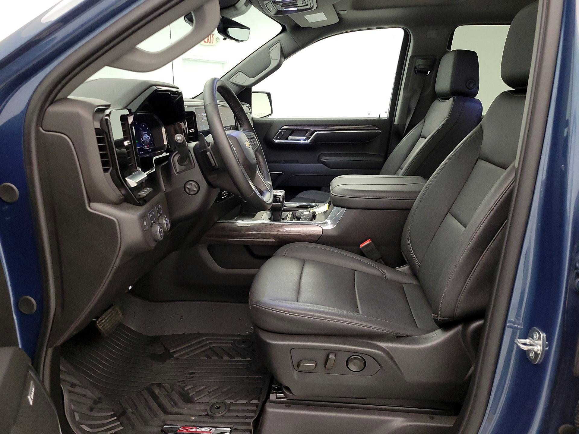 Thumbnail: 2024 Chevrolet Silverado 1500 - 11
