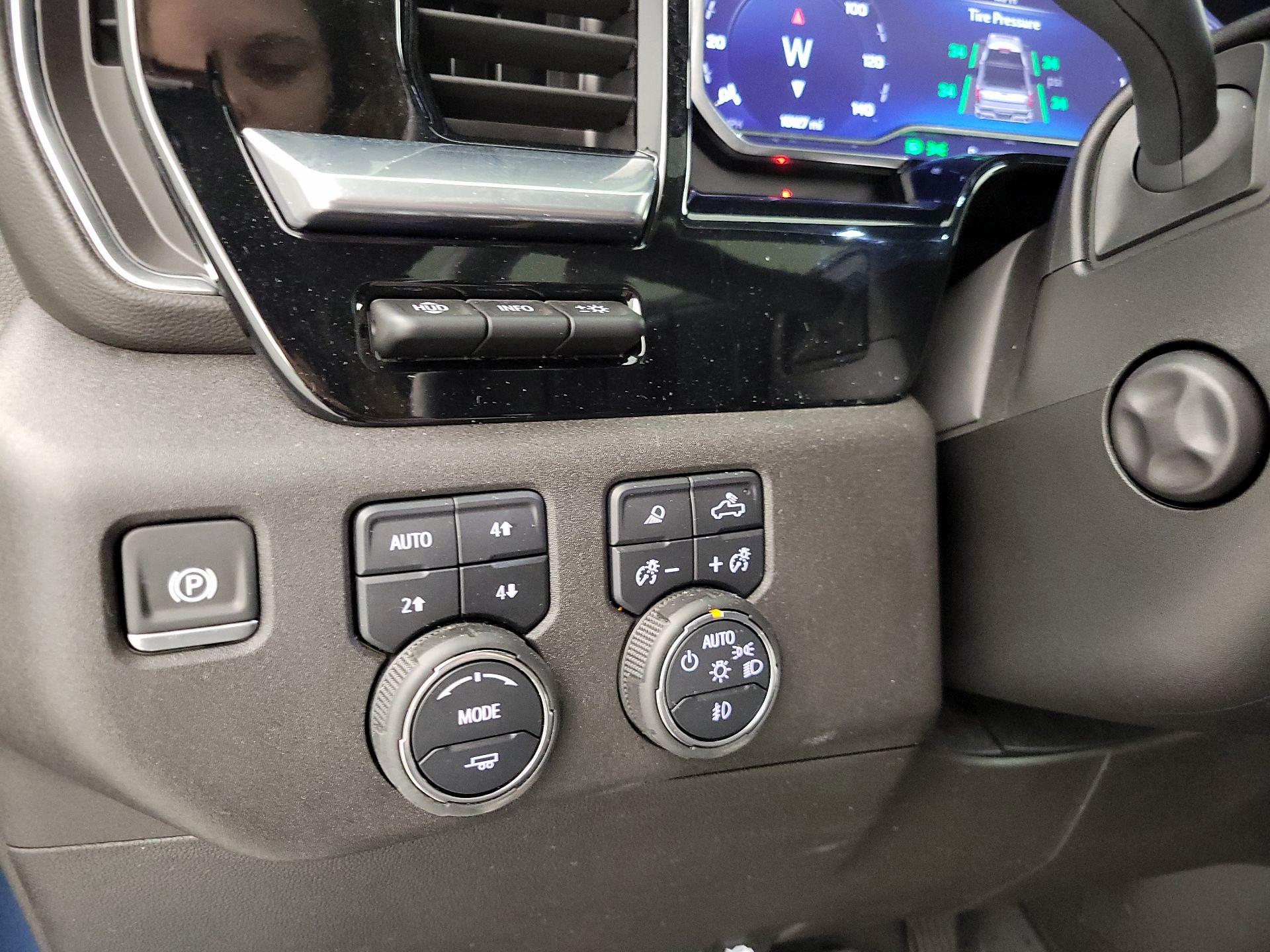 Thumbnail: 2024 Chevrolet Silverado 1500 - 13