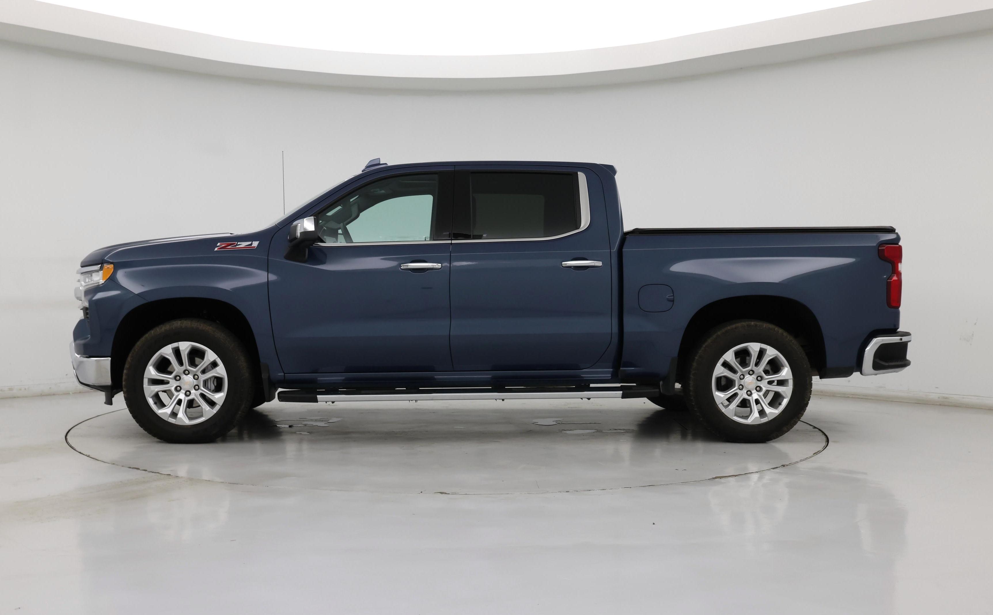 Thumbnail: 2024 Chevrolet Silverado 1500 - 3