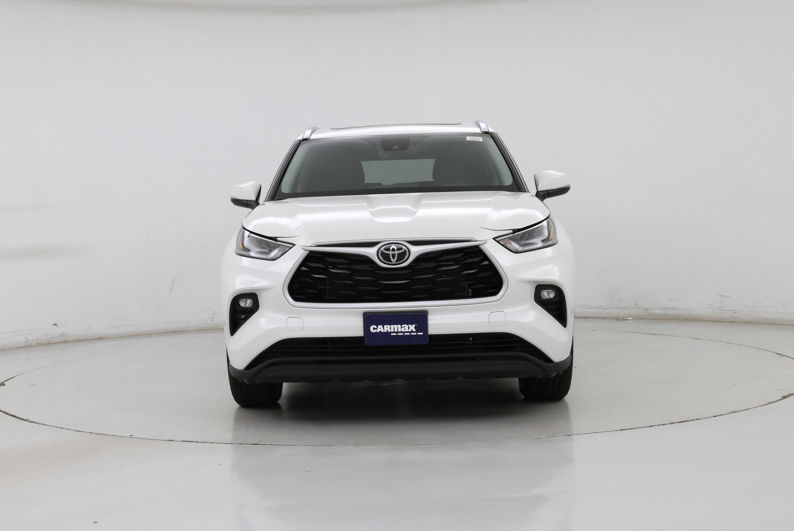 Thumbnail: 2021 Toyota Highlander - 5