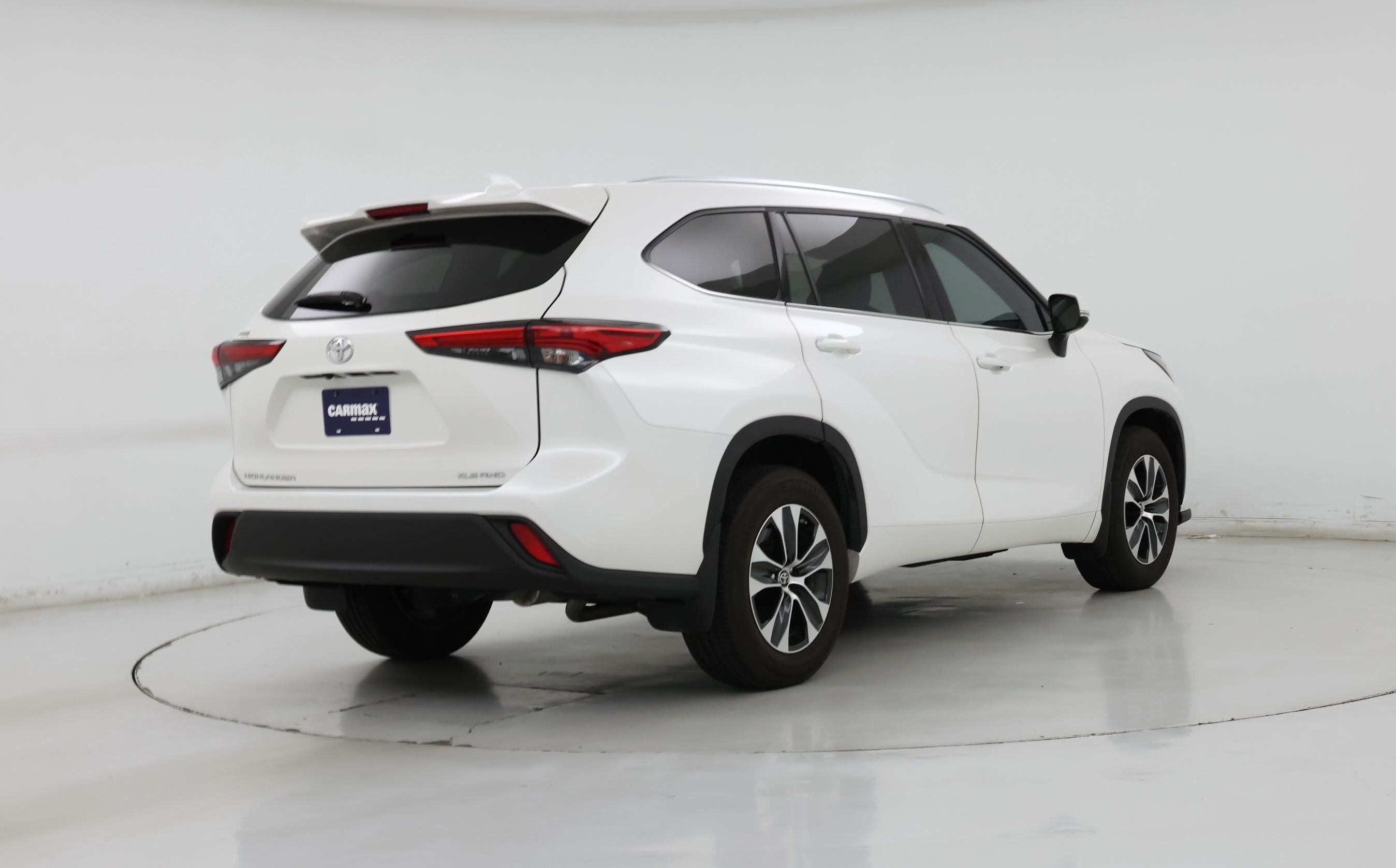 Thumbnail: 2021 Toyota Highlander - 8