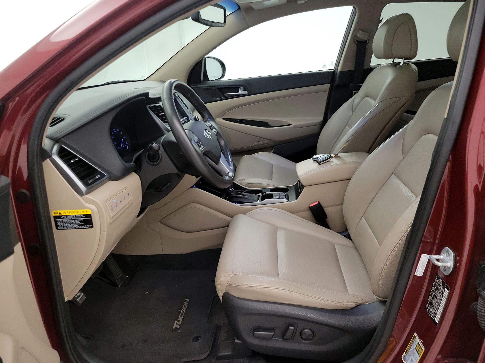 Thumbnail: 2017 Hyundai Tucson - 11