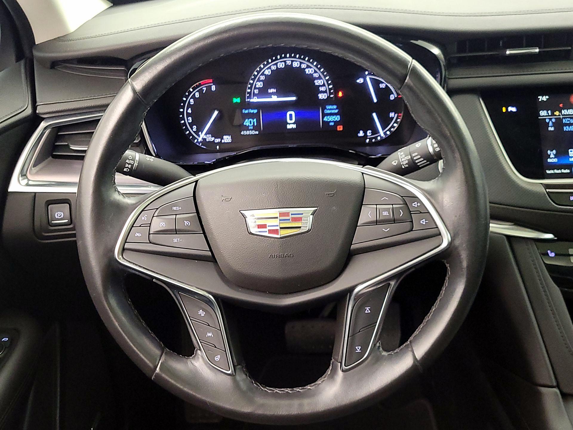 Thumbnail: 2018 Cadillac XT5 - 10