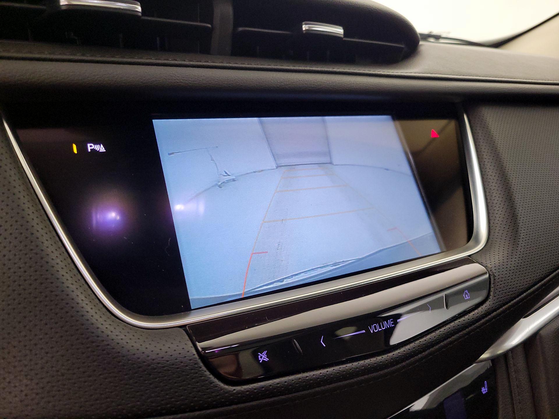 Thumbnail: 2018 Cadillac XT5 - 14